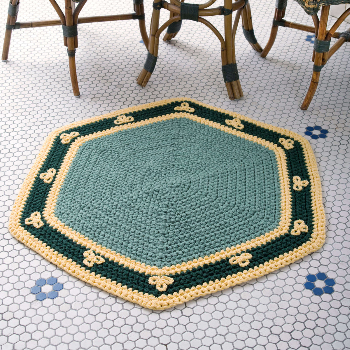 Crochet Rug made in Red Heart Super Saver Yarn