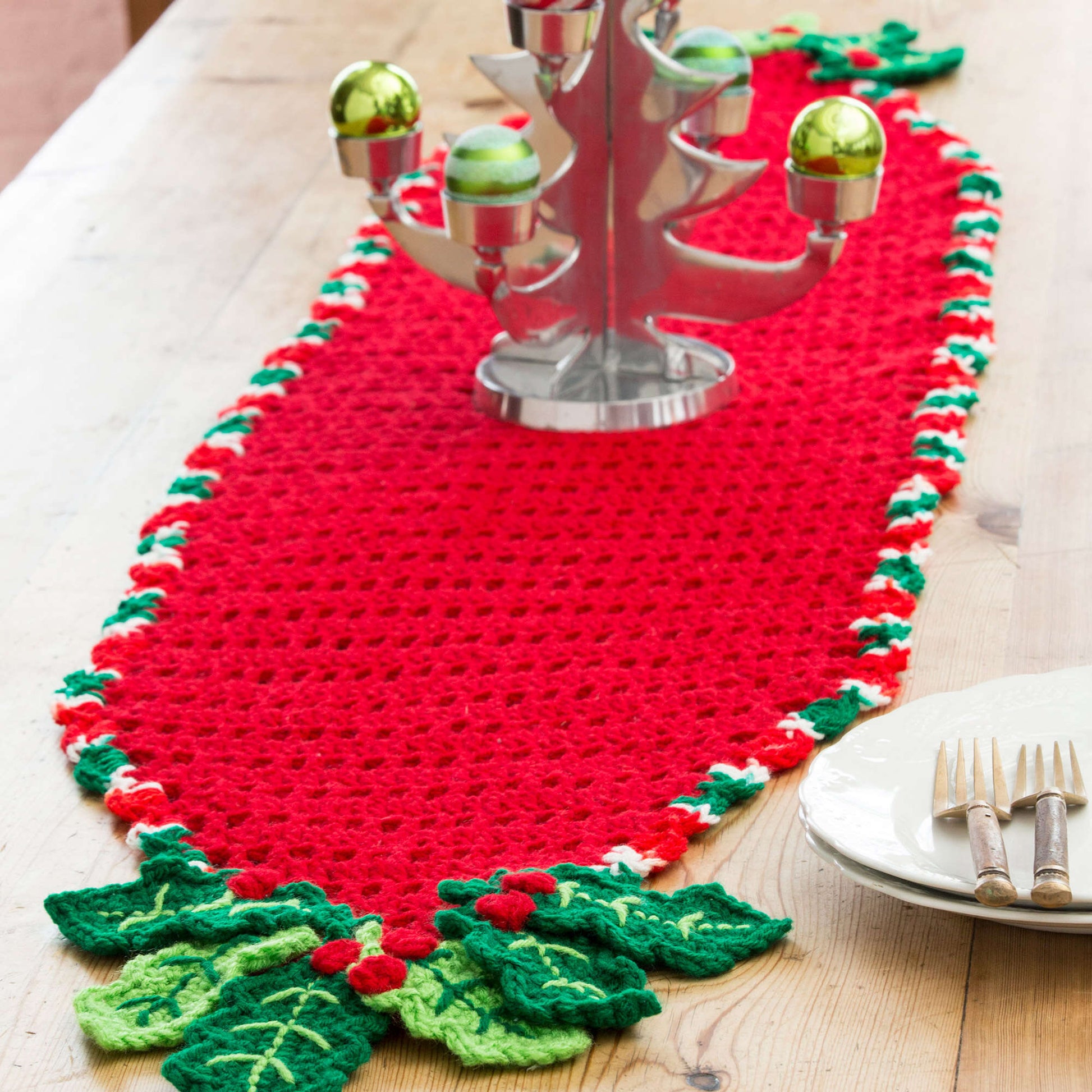 Free Red Heart Crochet Holly Trim Table Runner Pattern