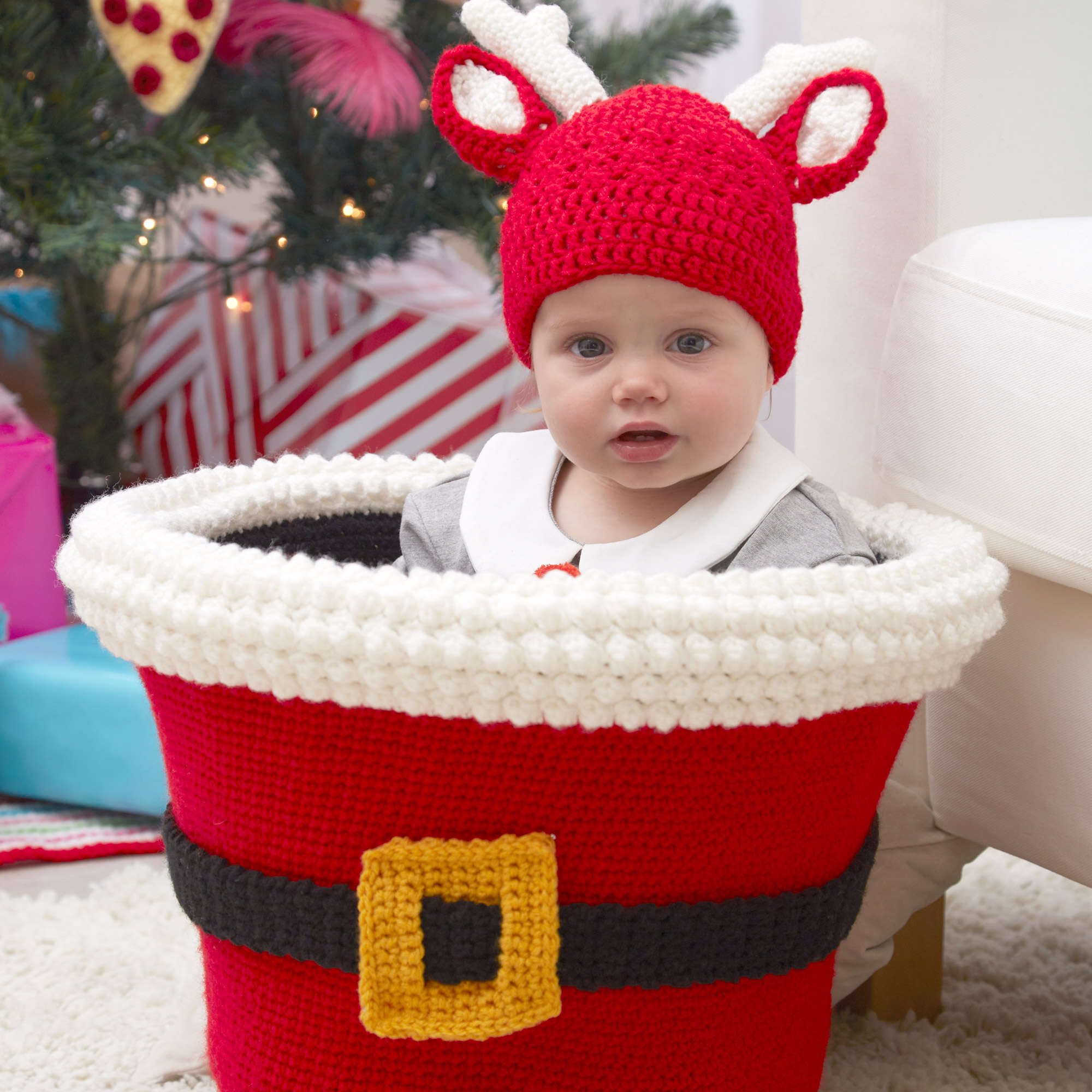 Red Heart Reindeer Crochet Hats - Yarnspirations