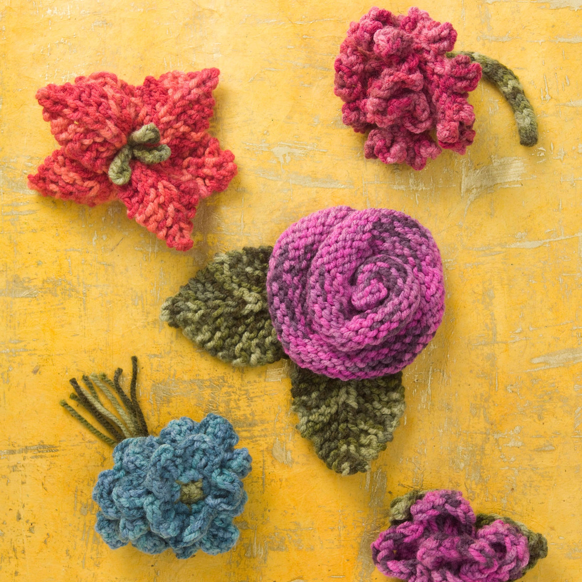 Free Red Heart Floral Flair Knit Pattern