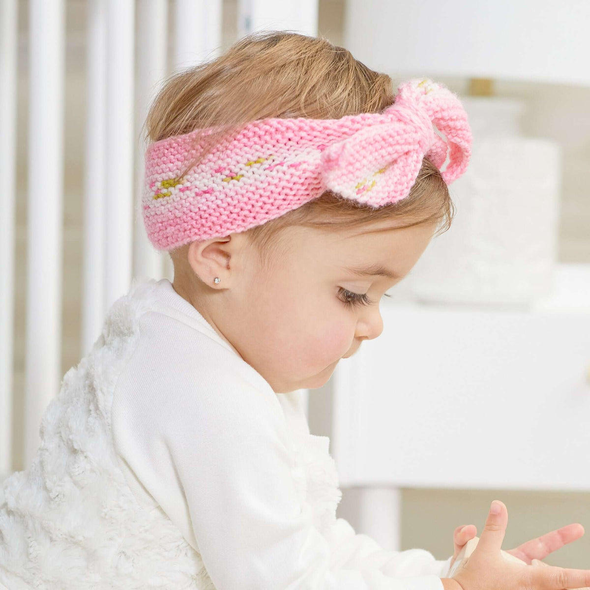 Knit Headband made in Red Heart Yarn