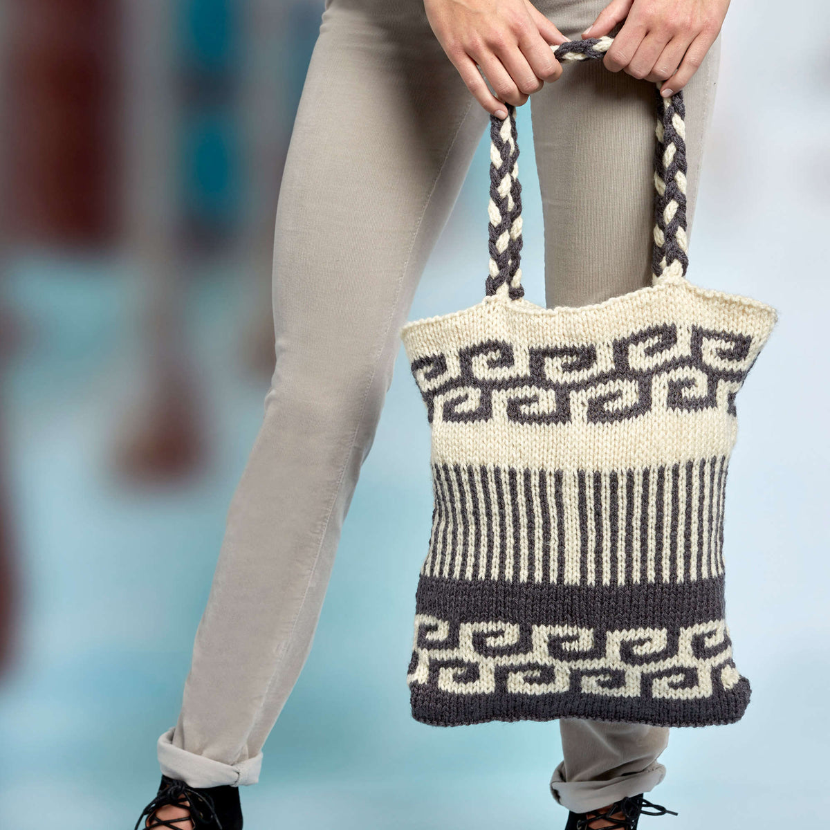 Knit Bag made in Red Heart Super Saver Yarn