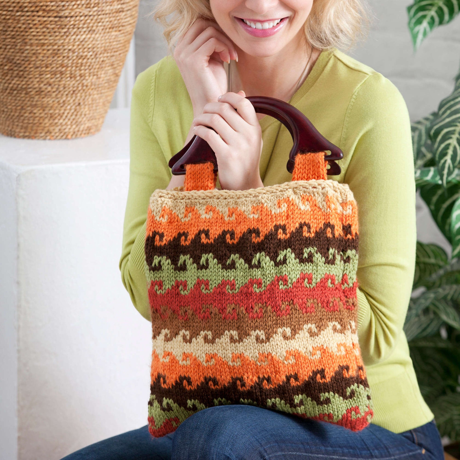 Free Red Heart Color Knit Bag Pattern