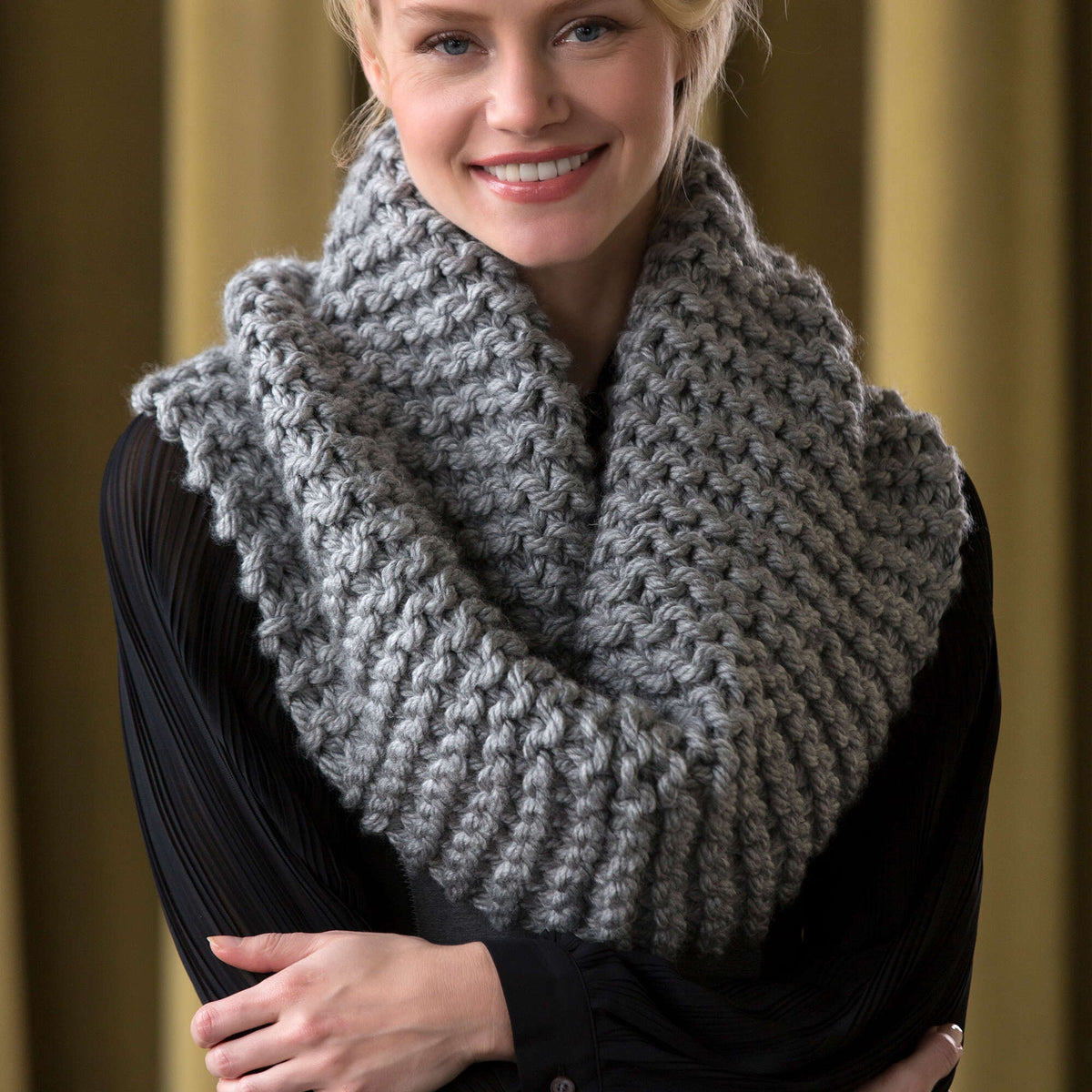 Knit Cowl made in Red Heart Grande Yarn