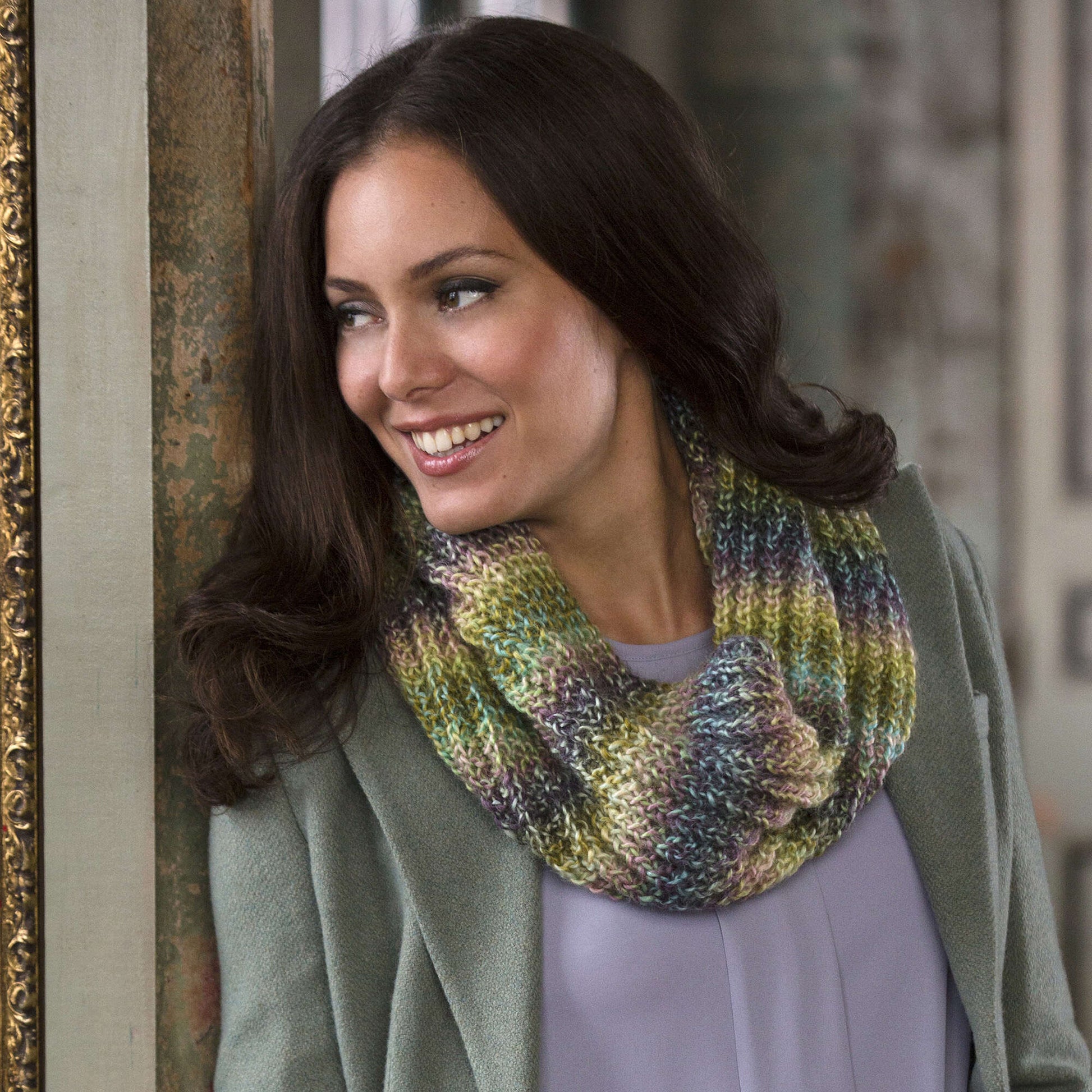 Free Red Heart Knit Bird Seed Cowl Pattern