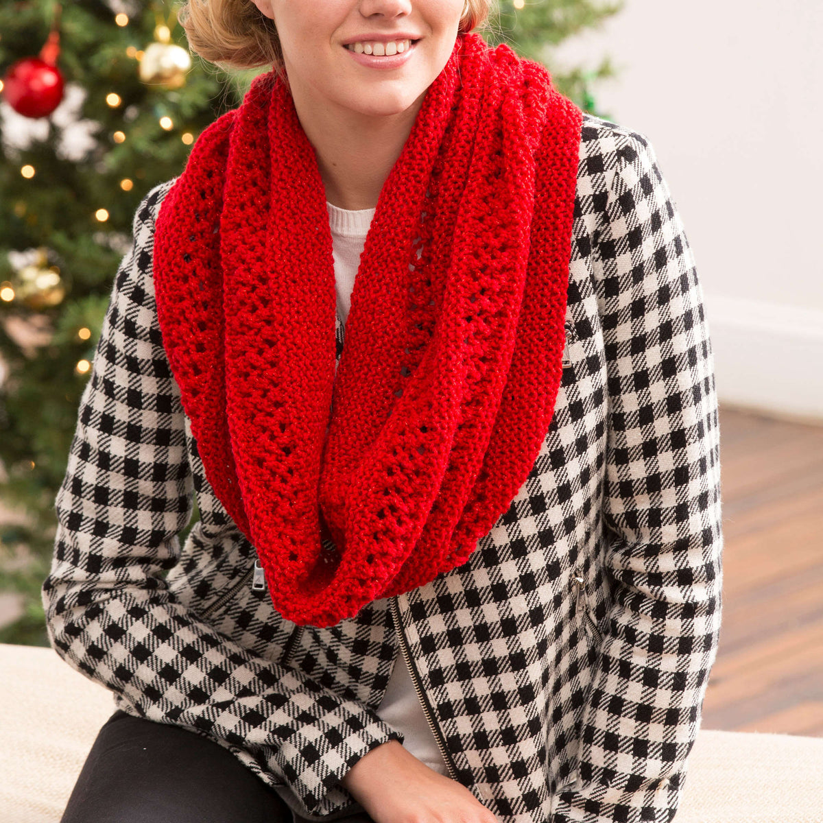 Knit Cowl made in Red Heart Holiday Yarn