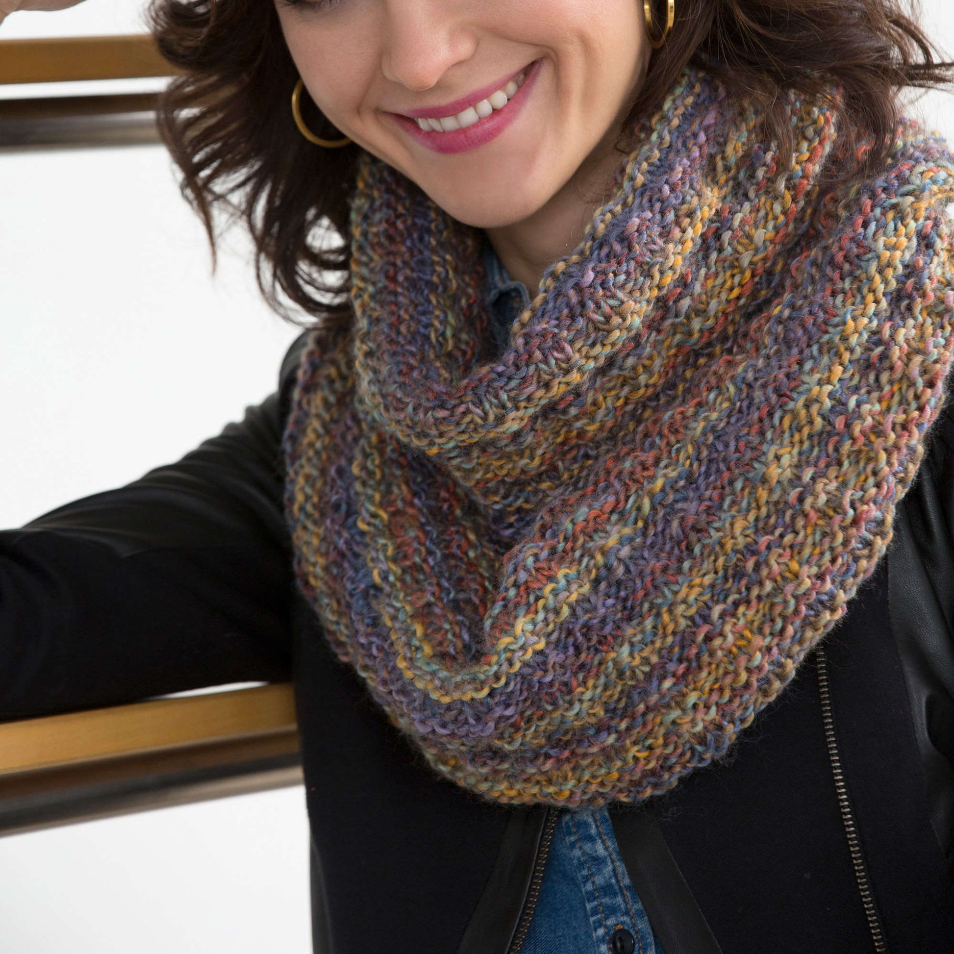 Free Red Heart Easy Gift Cowl Pattern