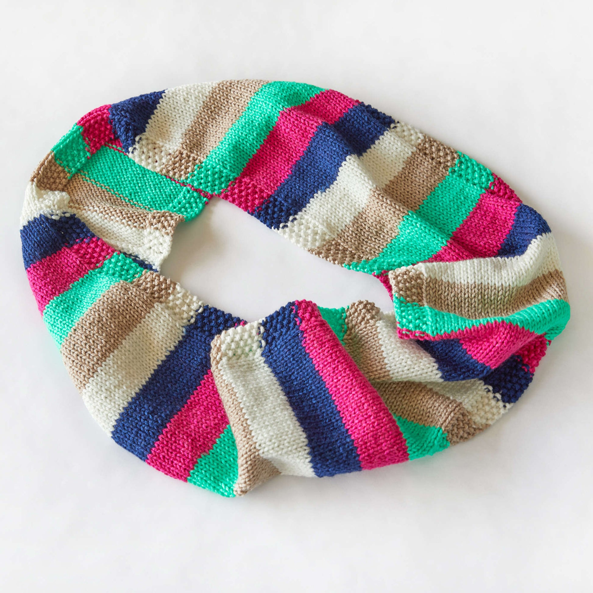 Free Red Heart Easy Stripes Knit Cowl Pattern
