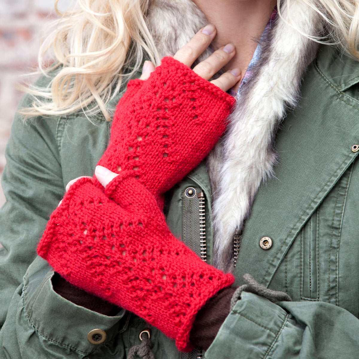 Knit Mitts made in Red Heart Washable Ewe Yarn
