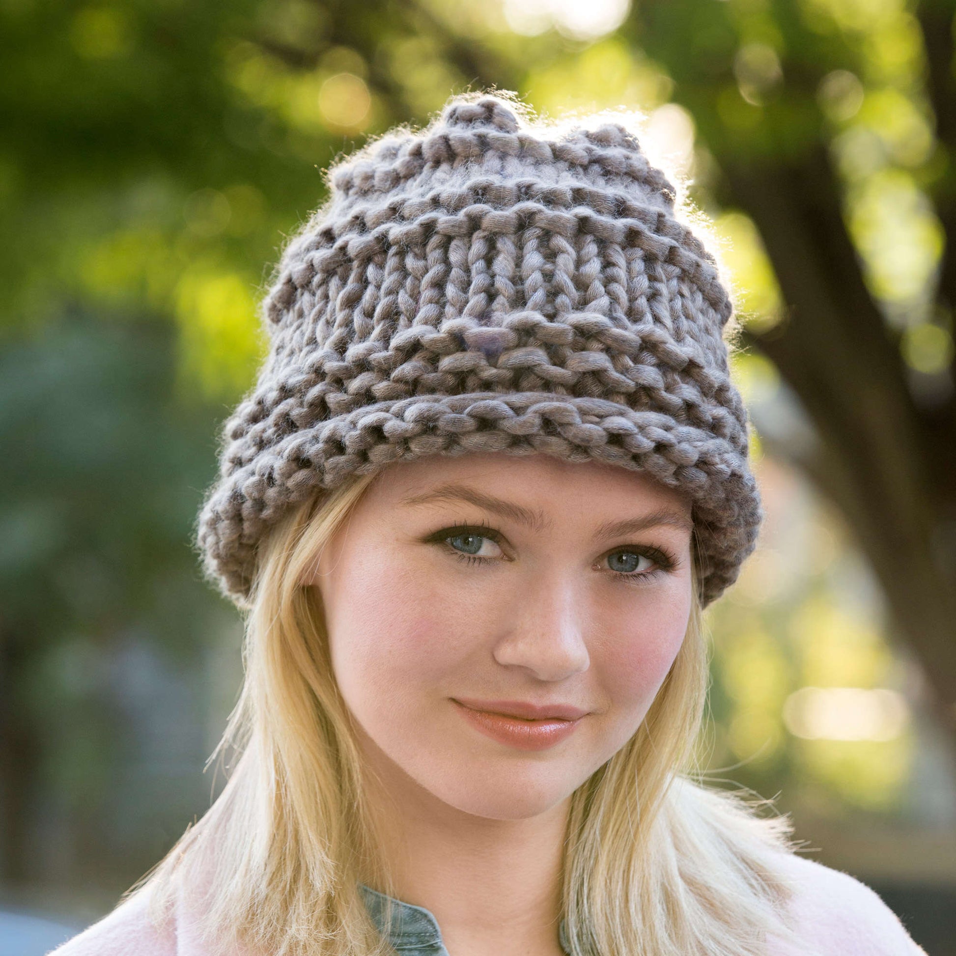Free Red Heart City Chic Hat Knit Pattern