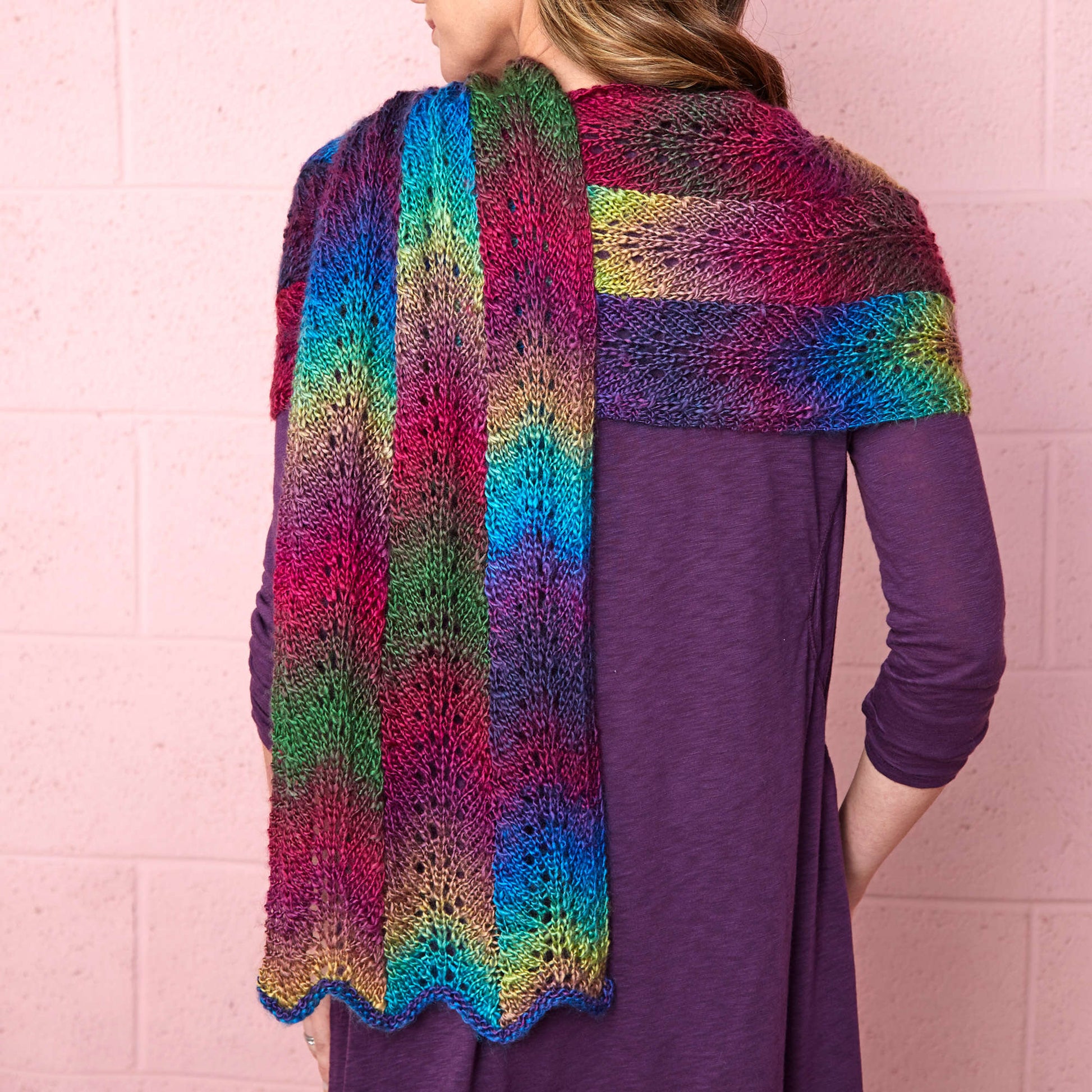 Double your pleasure with a reversible knitted scarf - KNITmuch