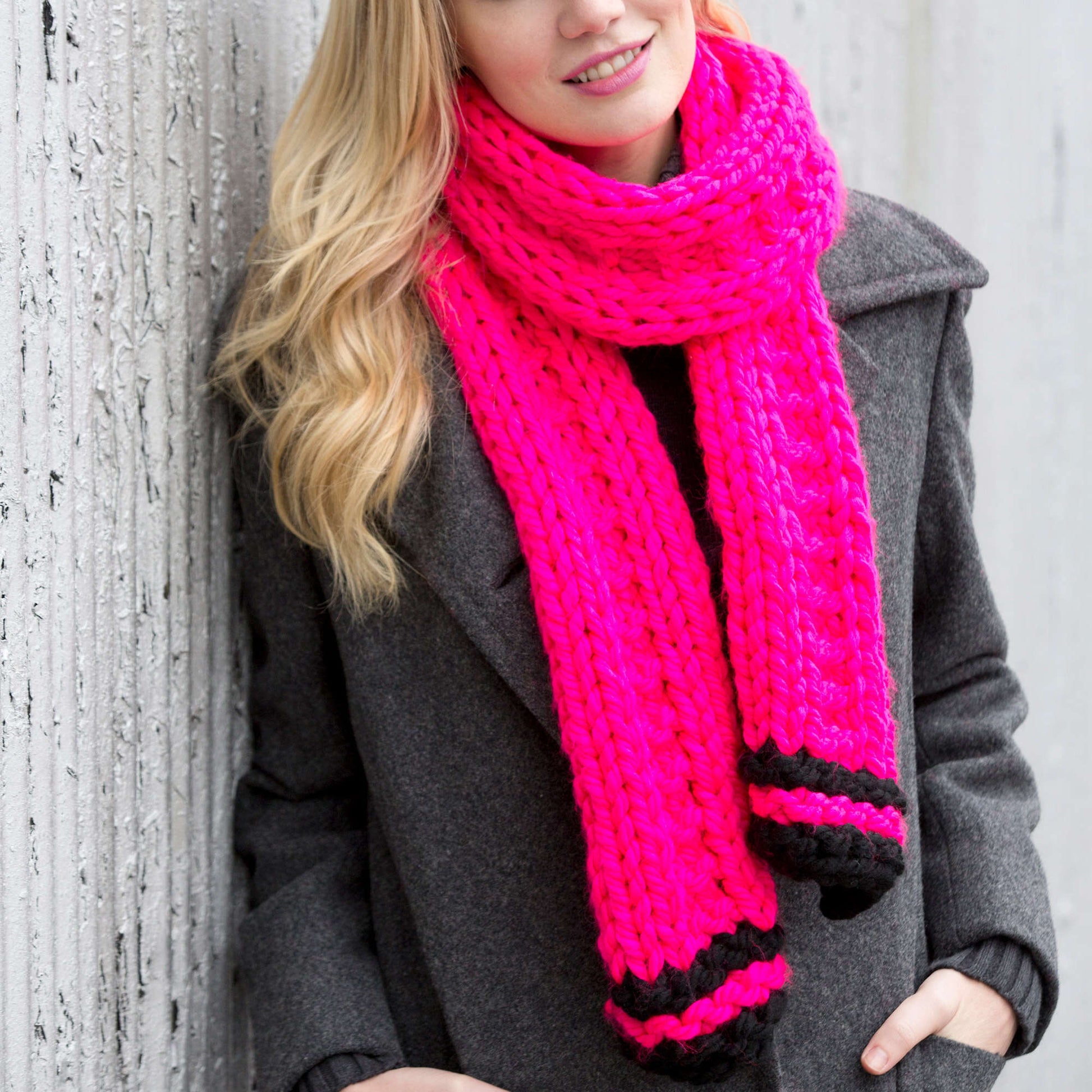 Free Red Heart Easy Knit Scarf Pattern