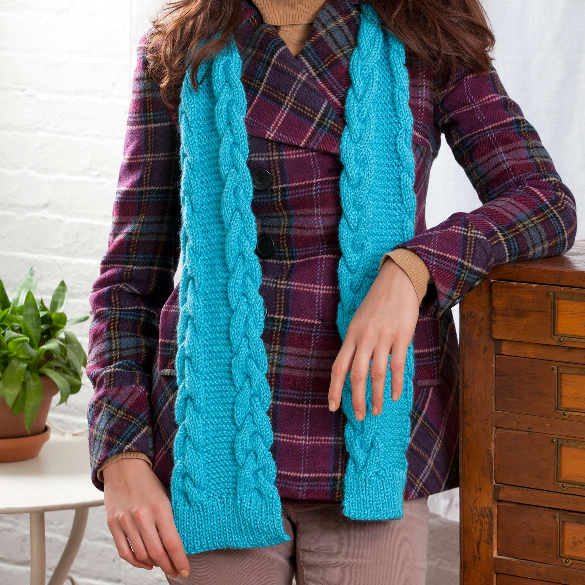 Free Red Heart Knit Cable-Edge Scarf Pattern