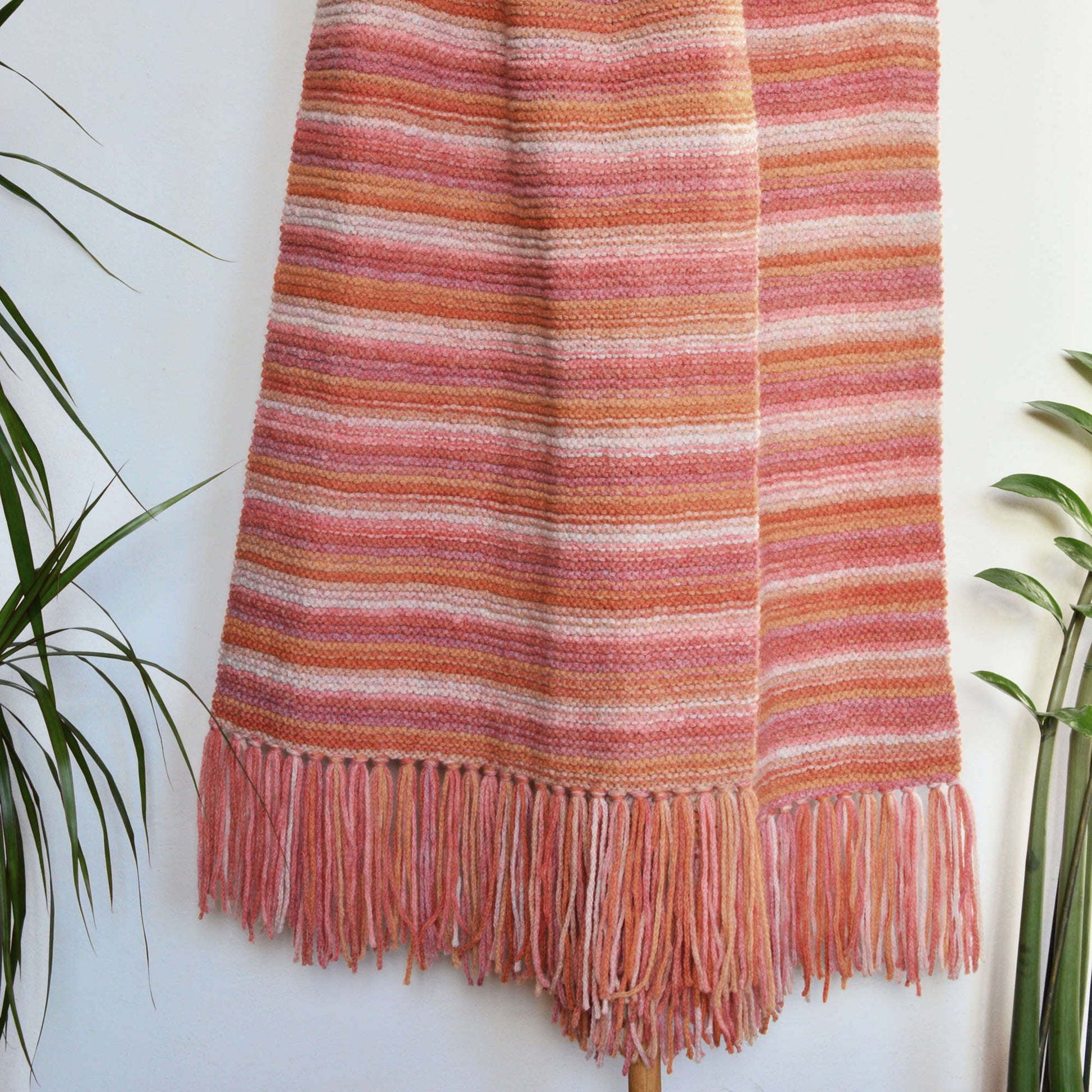 Free Red Heart Knit Palermo Scarf Pattern