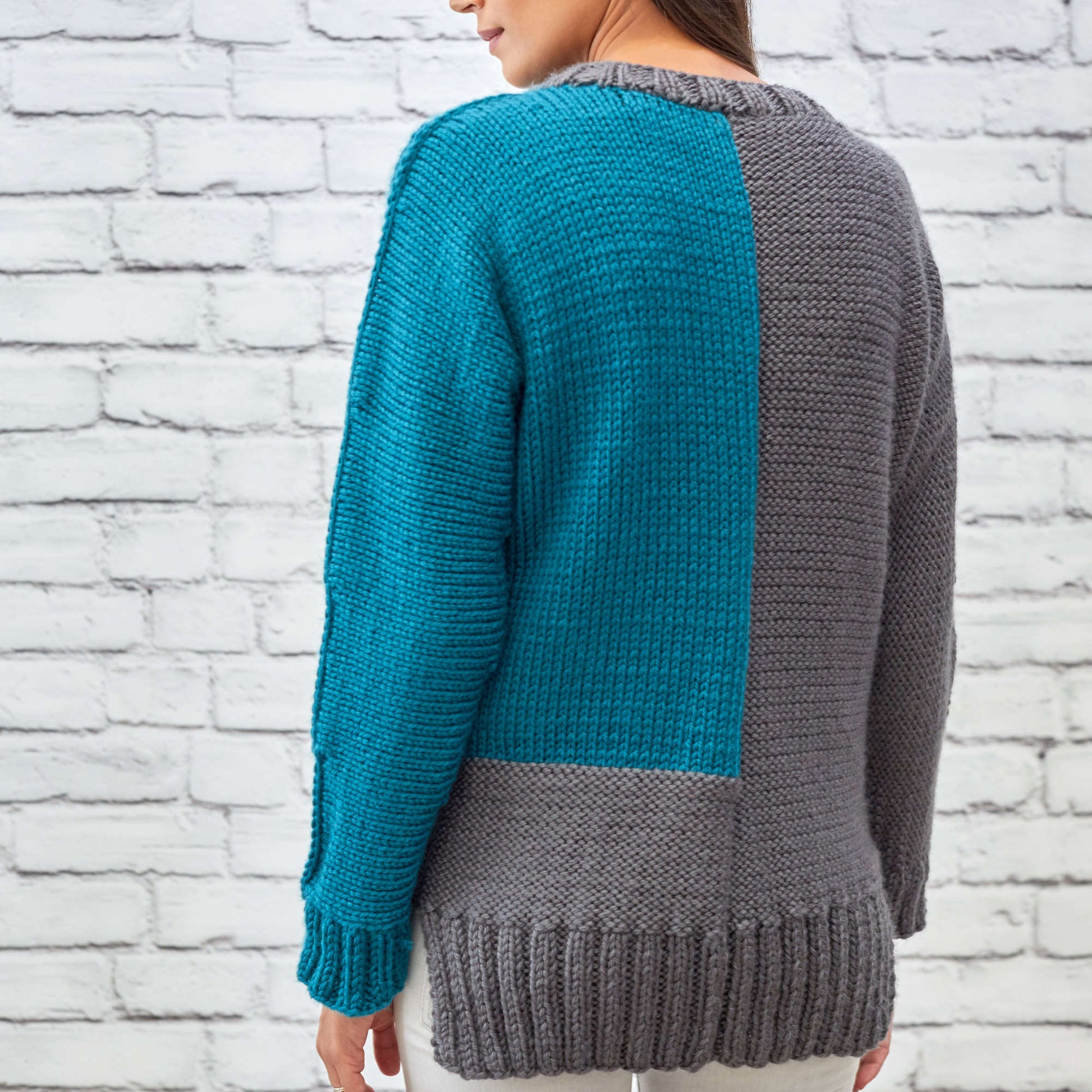 Free Red Heart Knit Contrast Pullover Pattern