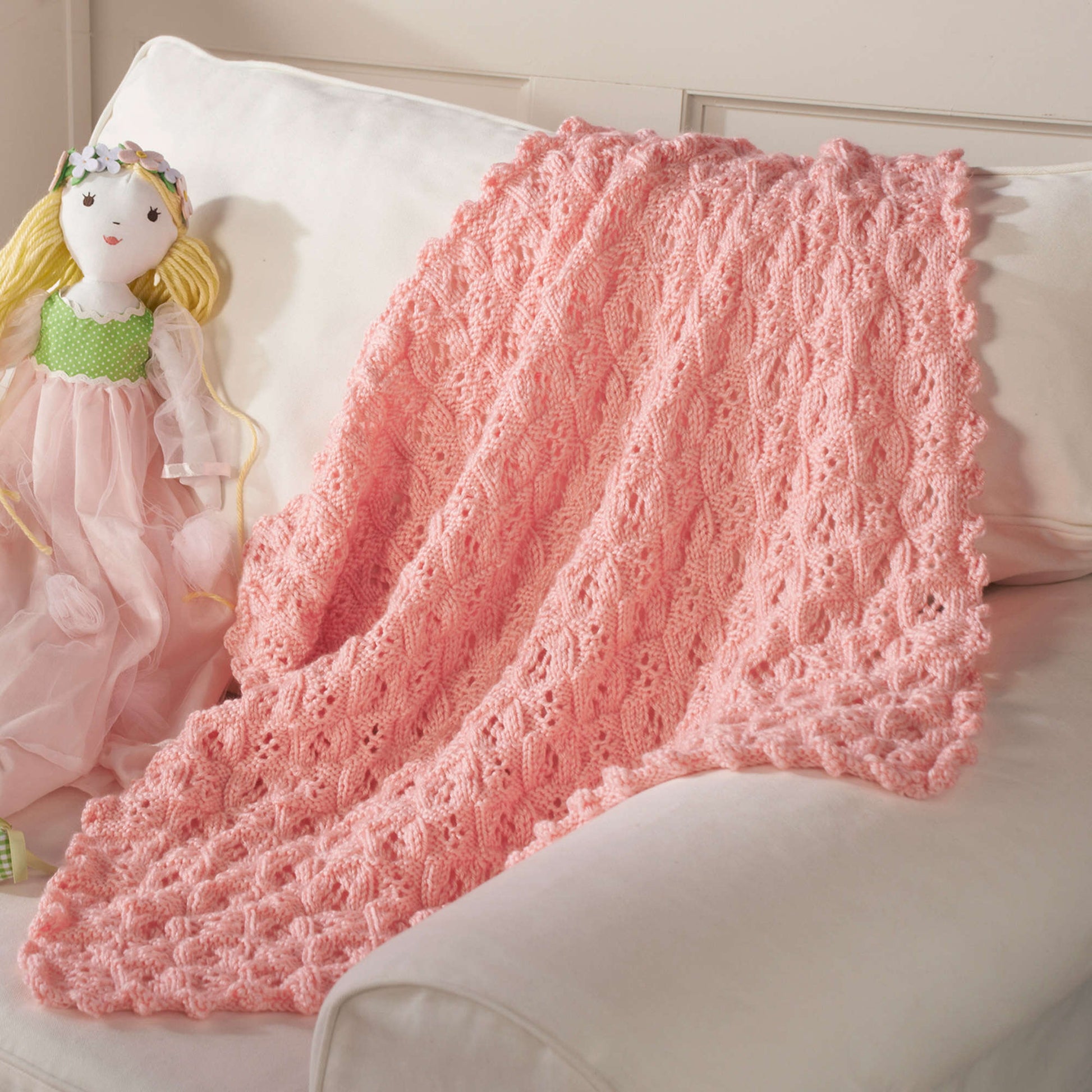 Free Red Heart Princess Knit Blanket Pattern