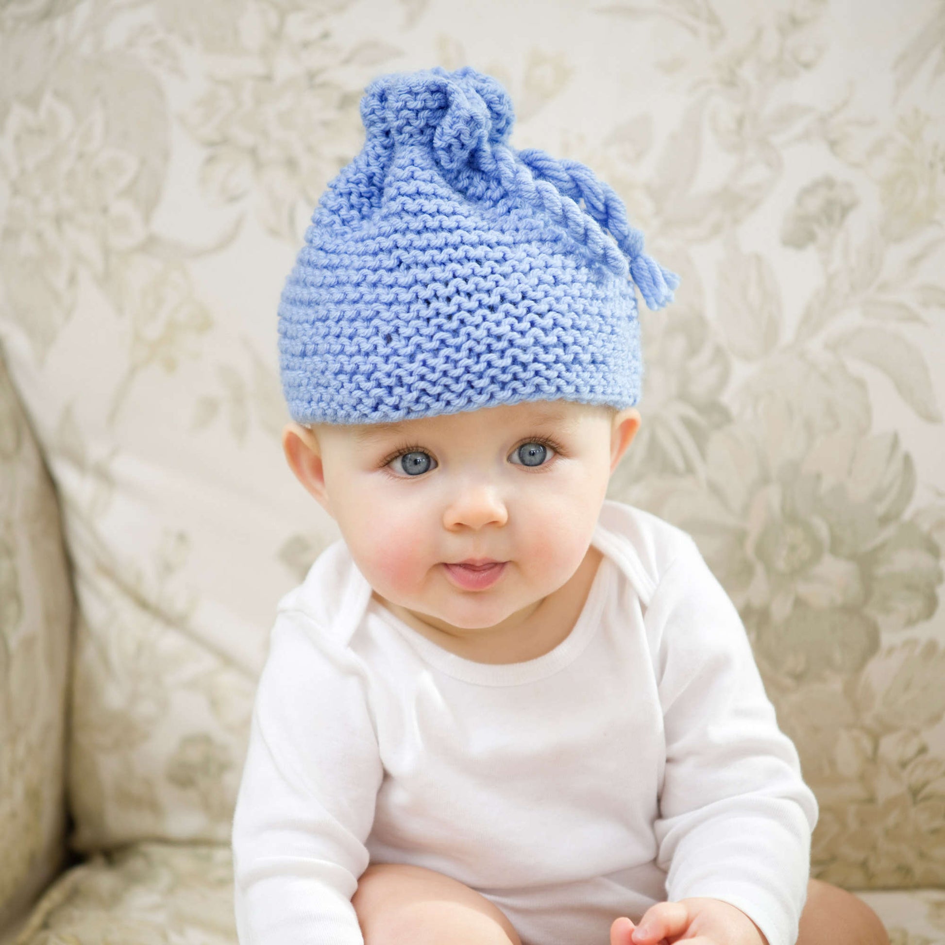 Free Red Heart Knit Garter Stitch Baby Hat Pattern