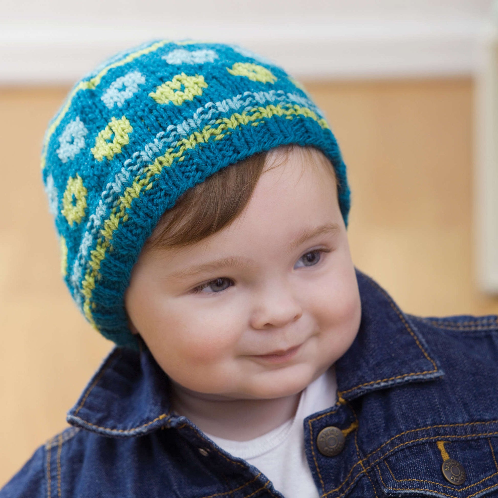 Free Red Heart Knit Intarsia Baby Hat Pattern