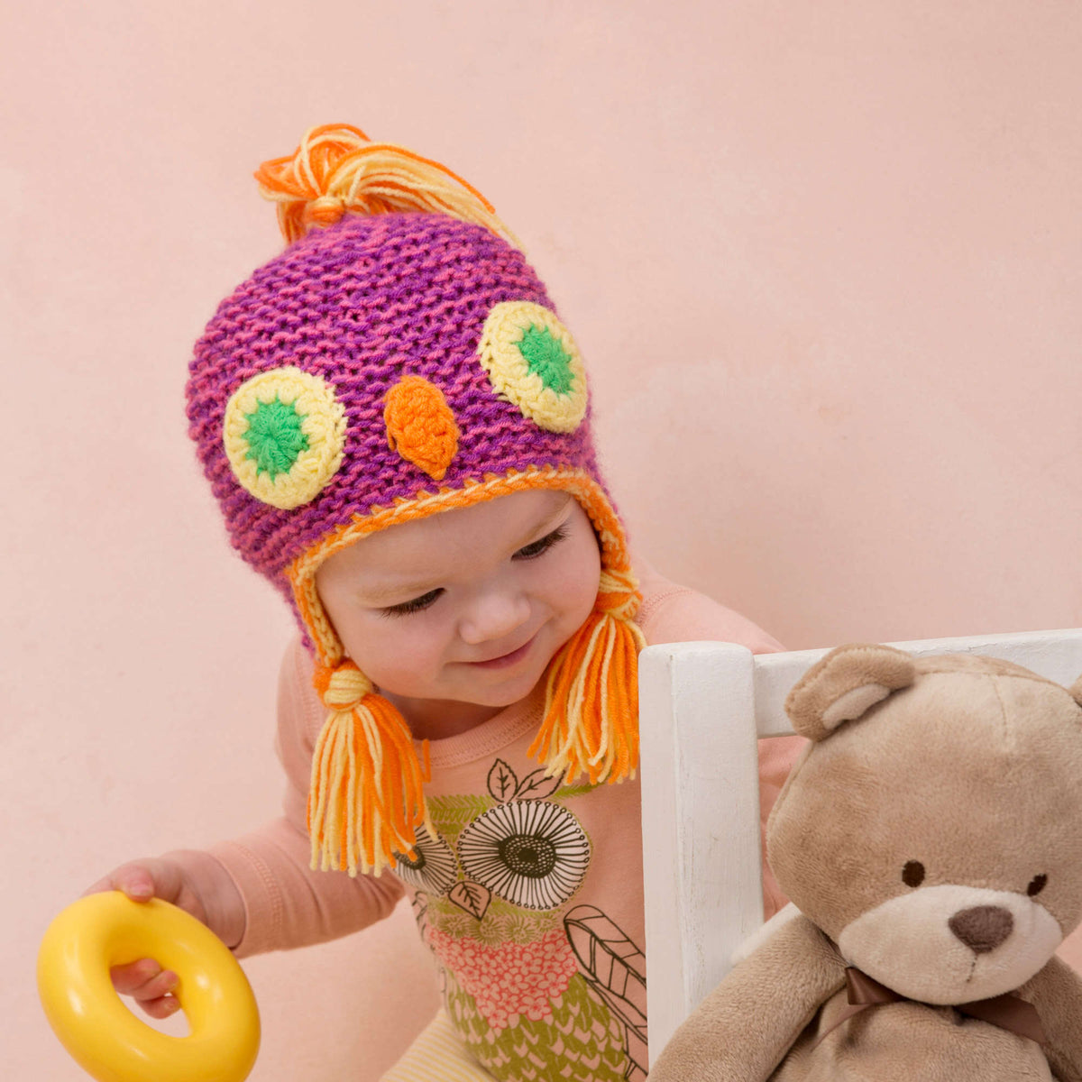 Knit Hat made in Red Heart Anne Geddes Baby Yarn