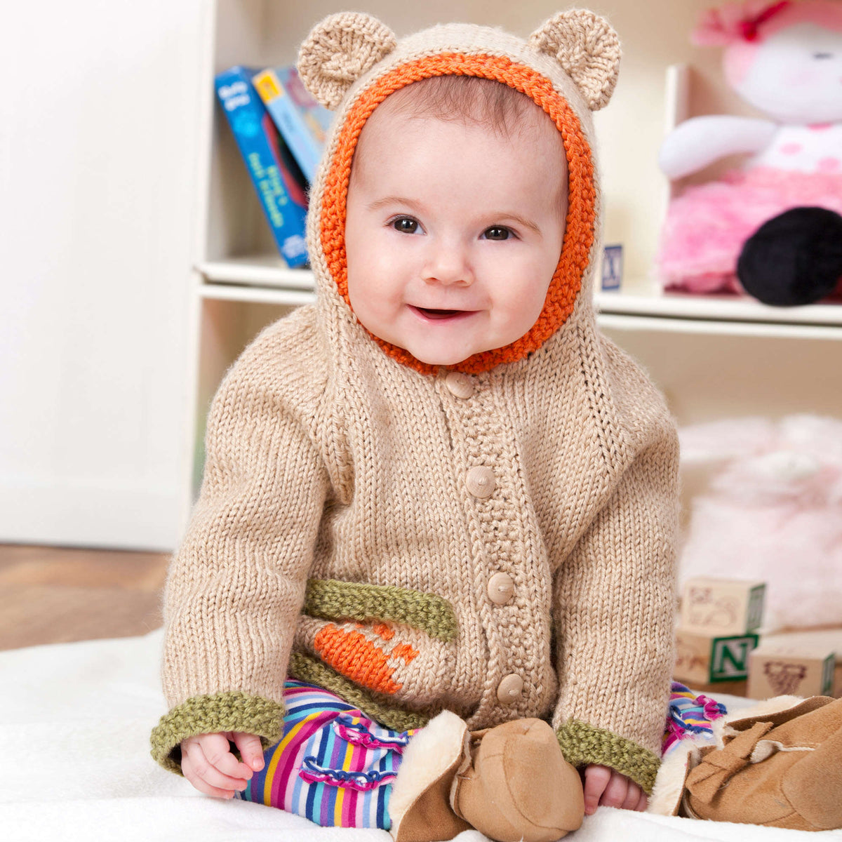 Free Red Heart Baby Bear Hoodie Knitting Pattern | Yarnspirations