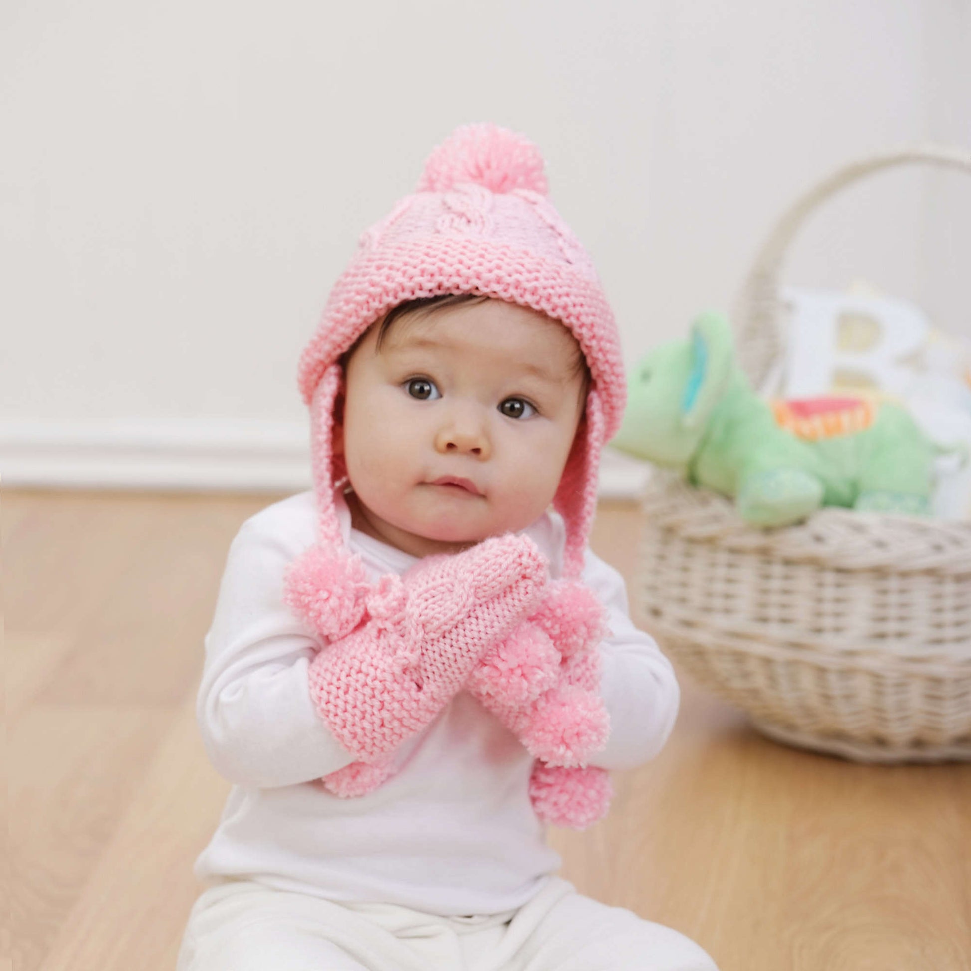Free Red Heart Knit Baby Set Pattern