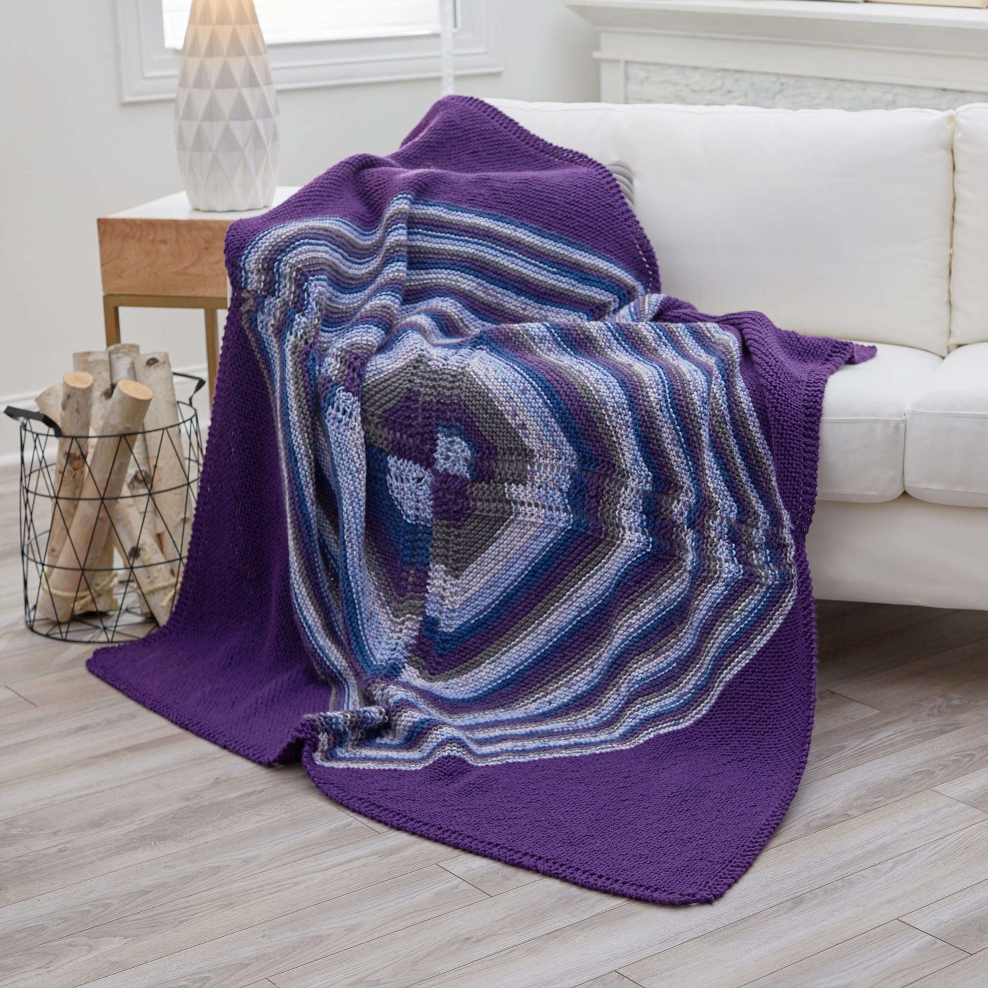 Free Easy Red Heart Four-Square Diagonal Throw Knitting Pattern ...