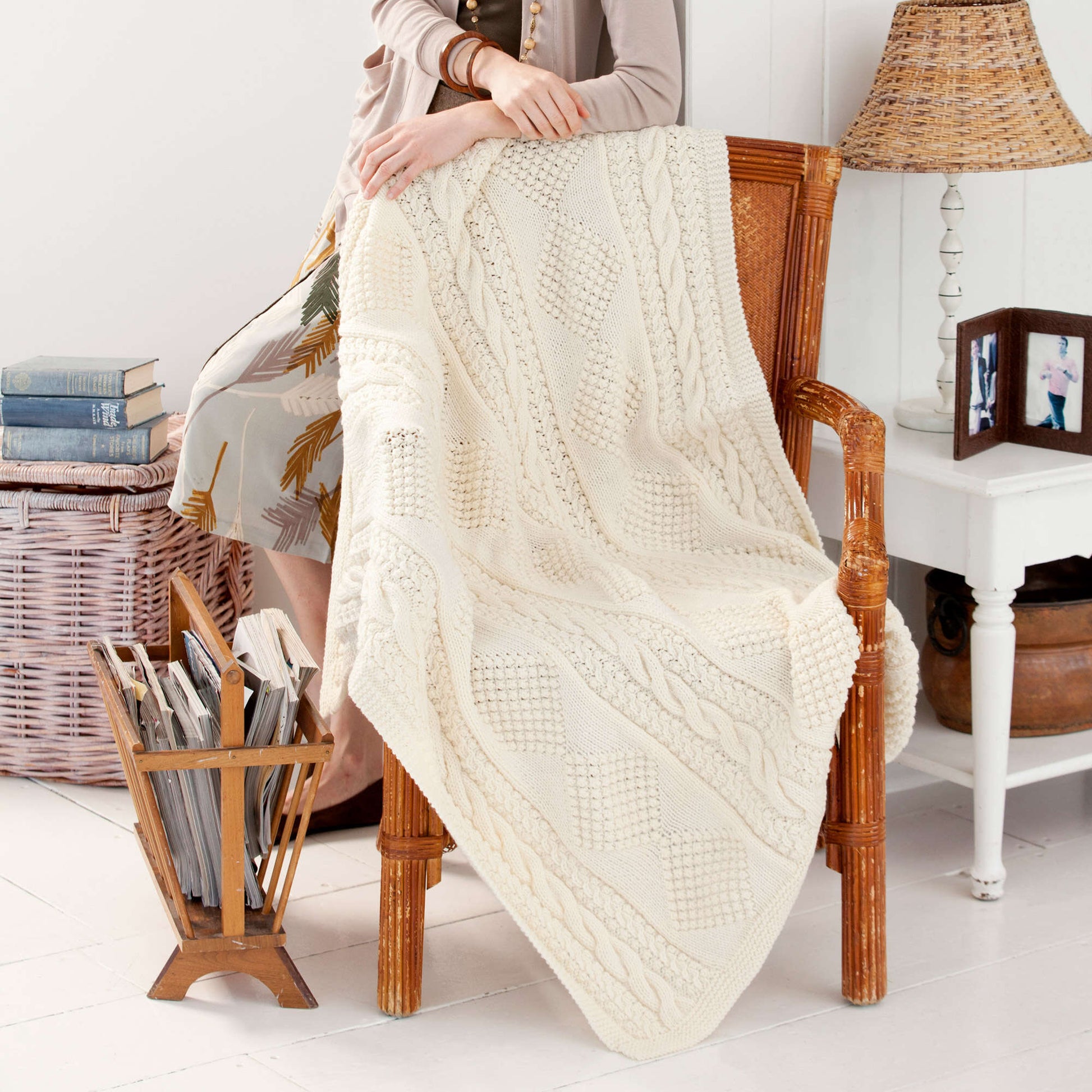 Free Red Heart Treasure Chest Throw Knit Pattern