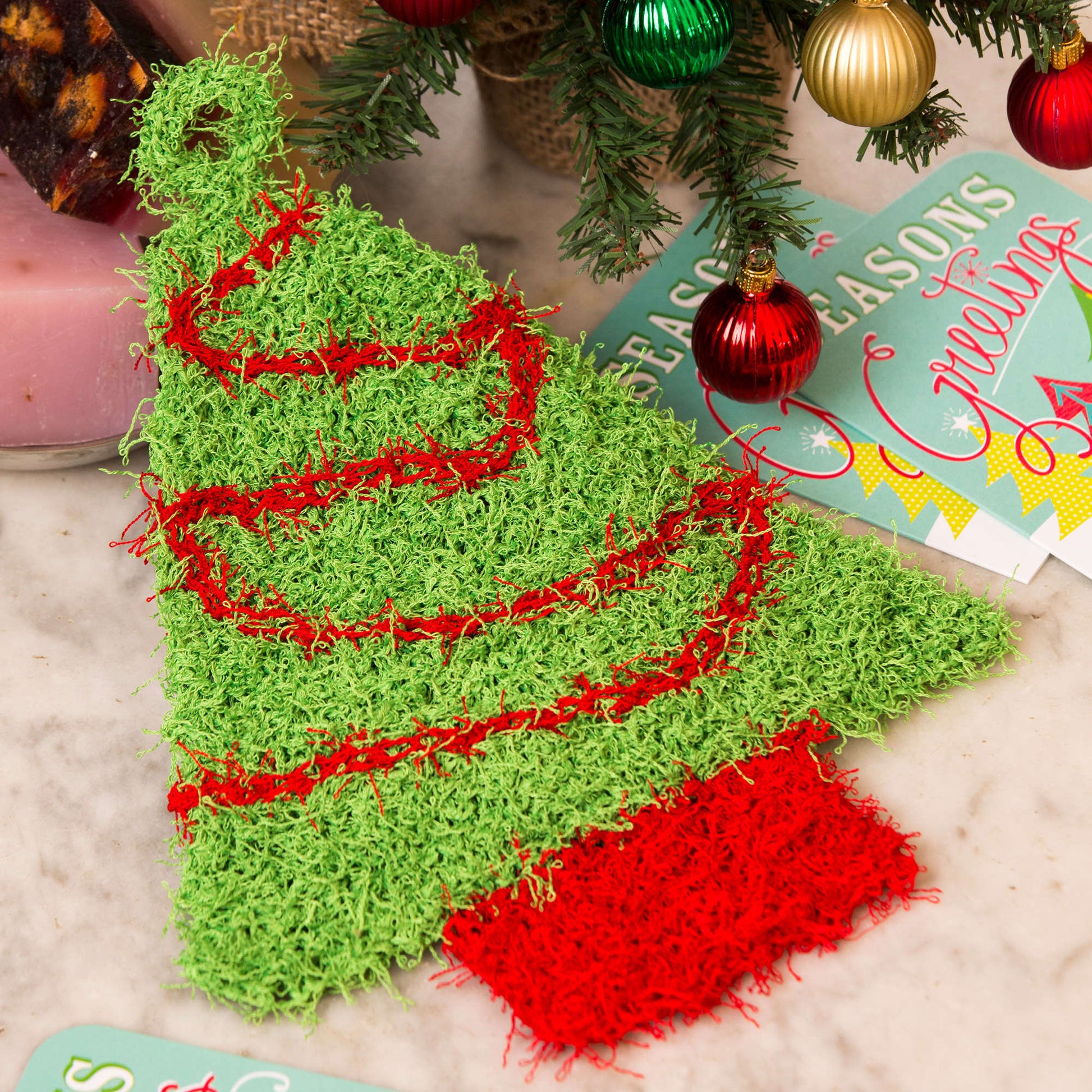 Free Red Heart Knit Christmas Tree Scrubby Pattern