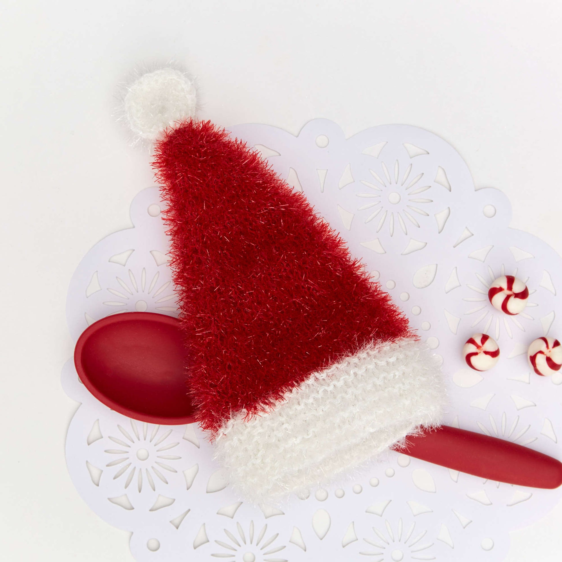 Free Red Heart Knit Santa Hat Scrubby Mitt Pattern