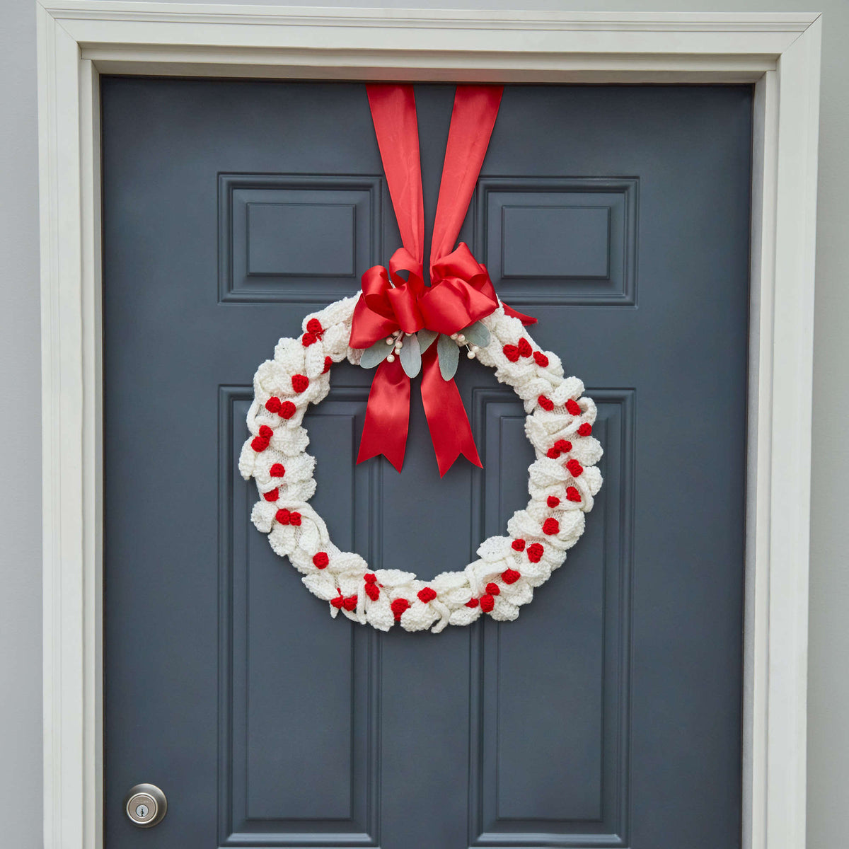 Knit Wreath made in Red Heart Super Saver Yarn