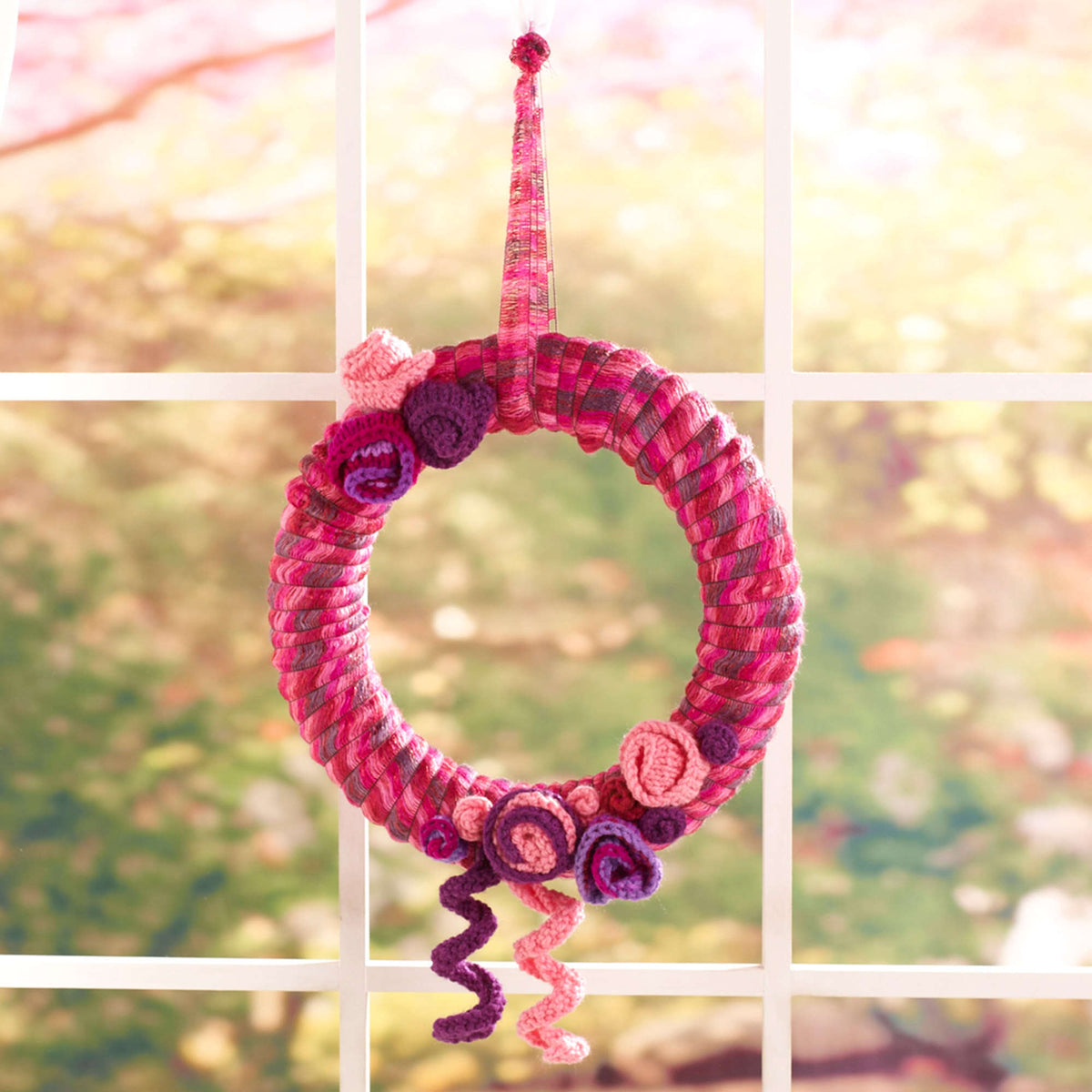 Knit Wreath made in Red Heart Boutique Yarn