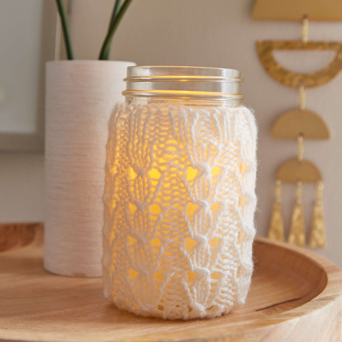 Knit Mason Jar Cover made in Red Heart Super Saver Yarn