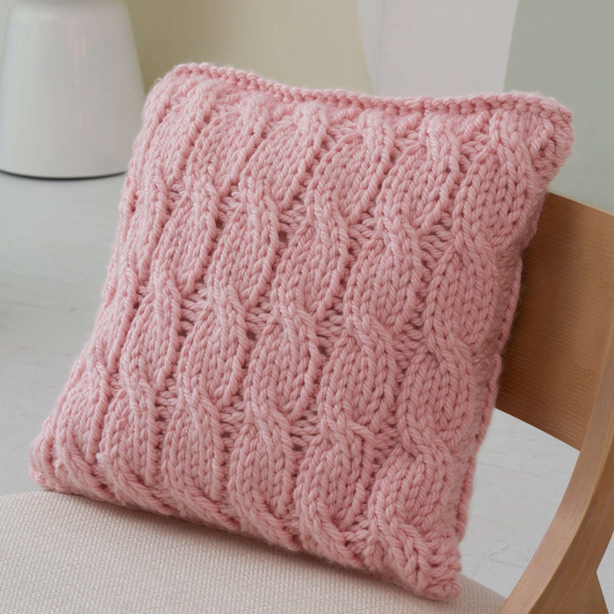 Red Heart Big Cables Pillow Pattern Tutorial Image