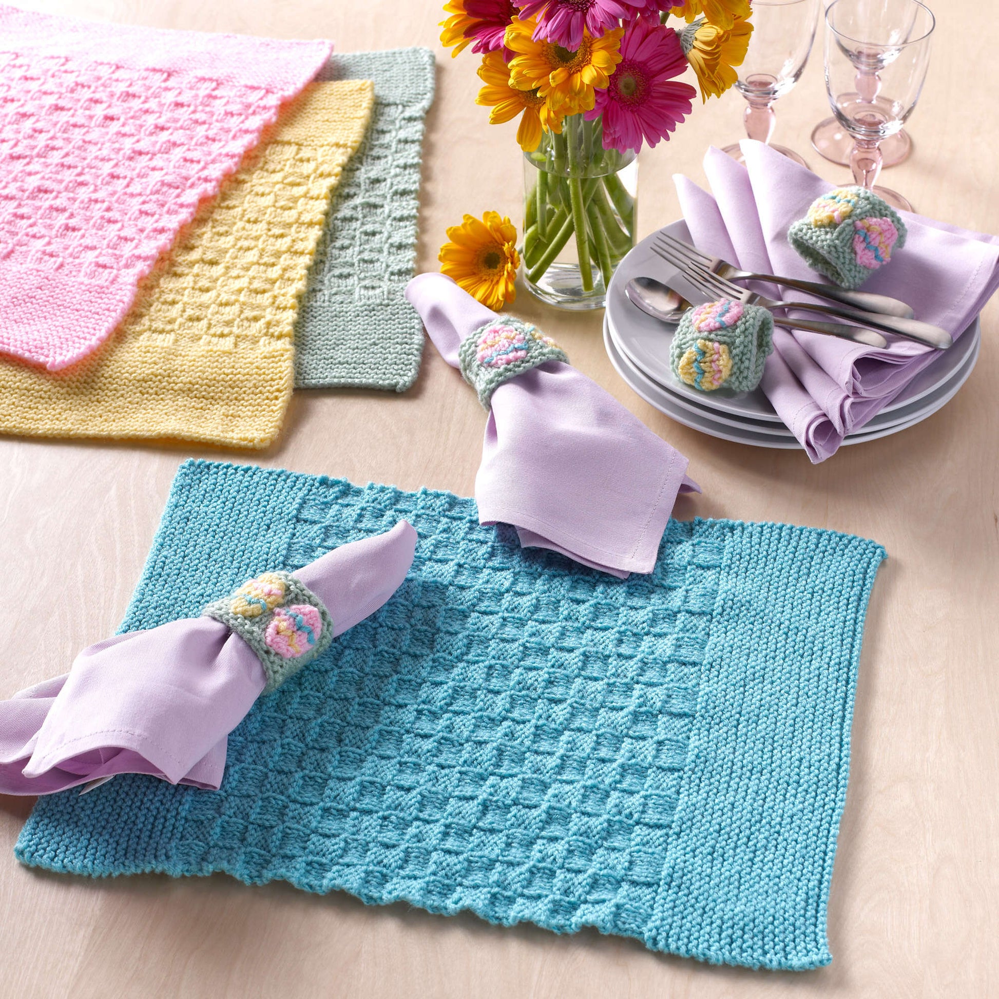 Free Red Heart Knit Easter Placemats With Napkin Rings Pattern