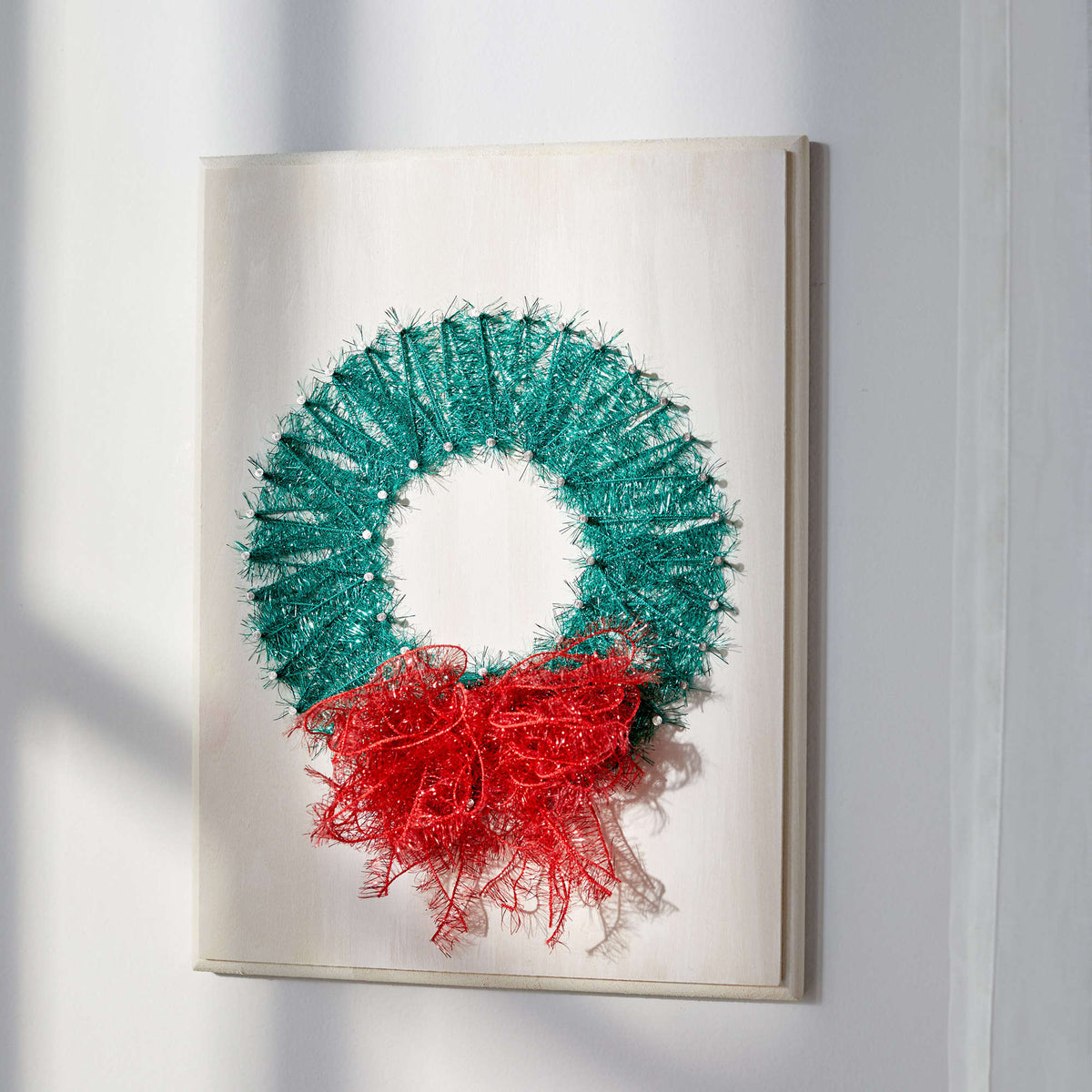 Craft Plaque made in Red Heart Sparkle Yarn