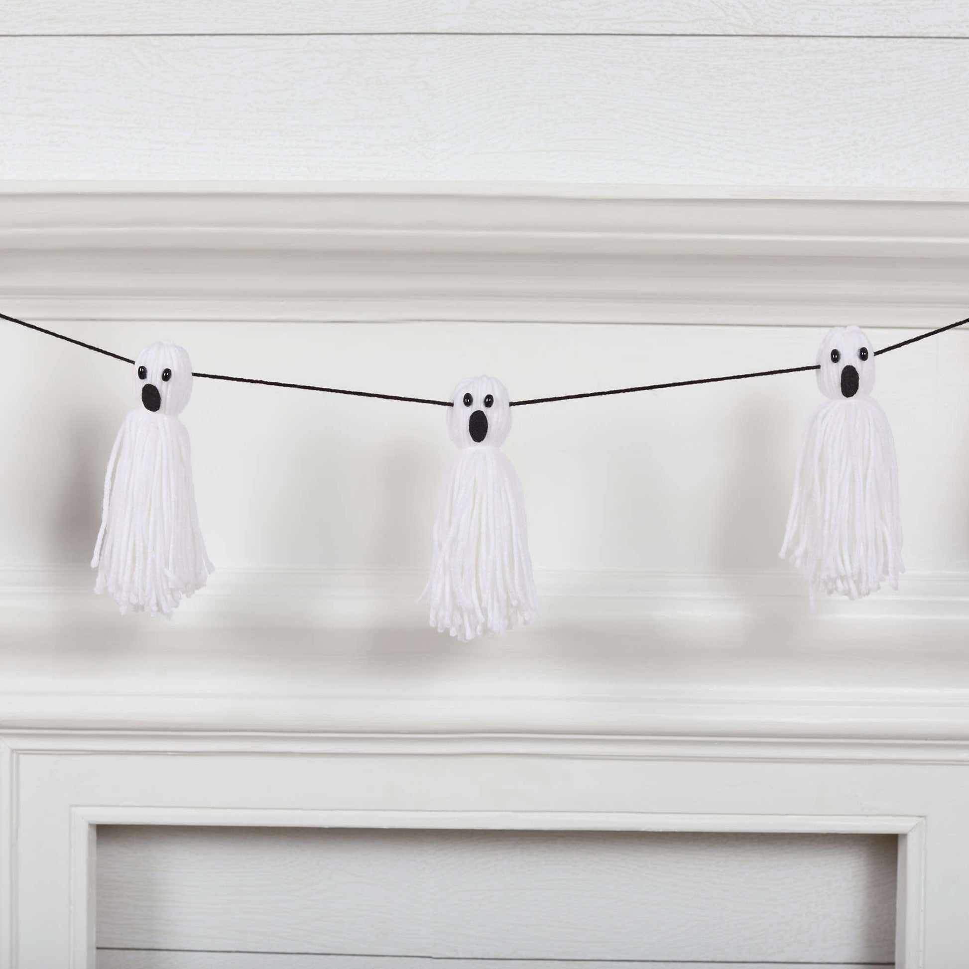 Red Heart Ghost Tassel Garland Yarnspirations