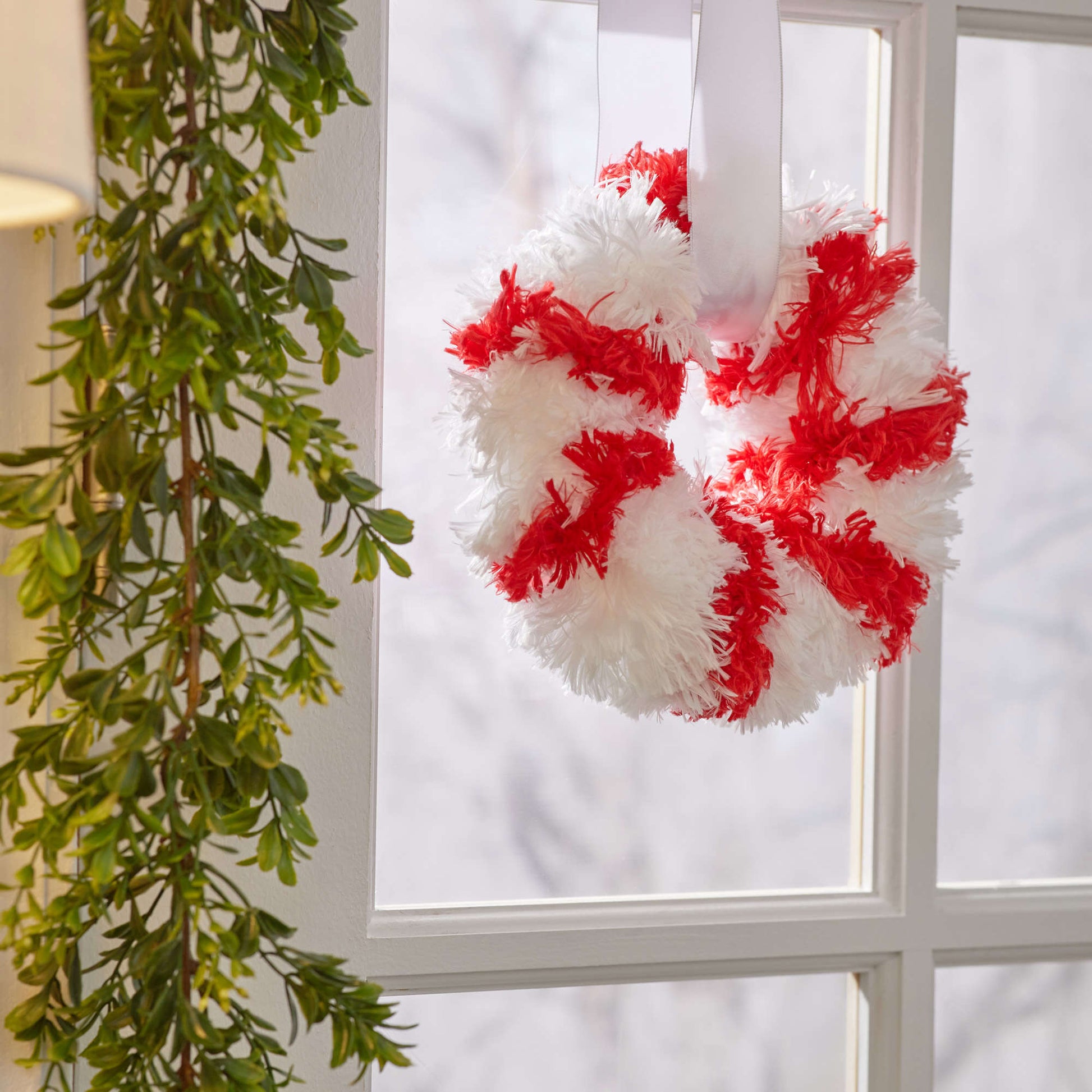Free Red Heart Peppermint Wreath Craft Pattern