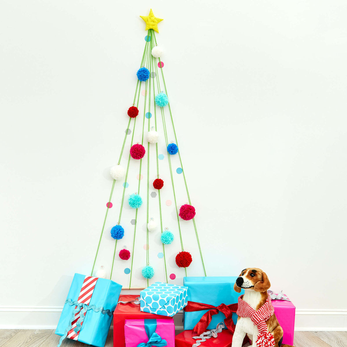 Craft Holiday Décor made in Red Heart Super Saver Yarn