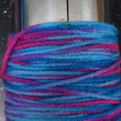 Red Heart Easy Wrap Cans Craft Interior Décor made in Red Heart Super Saver Yarn