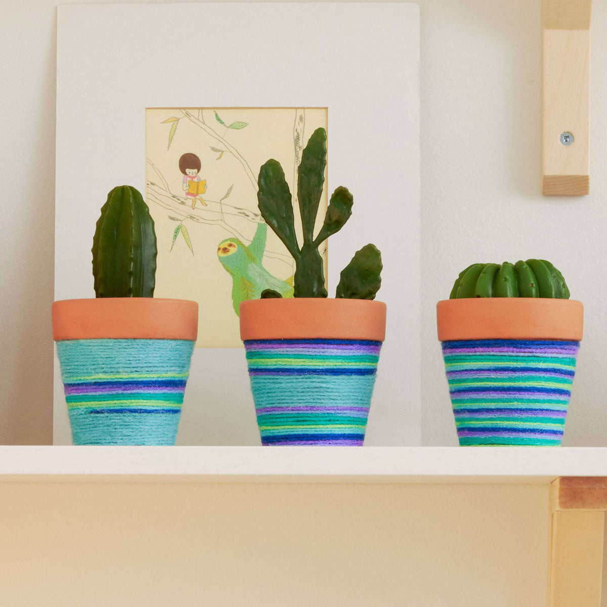 Craft Pots made in Red Heart Super Saver Yarn