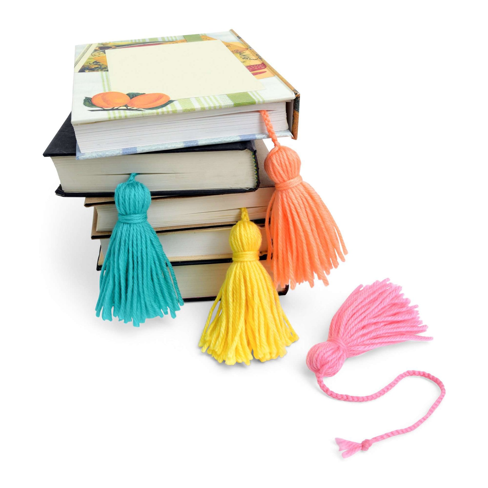 Red Heart Bookmarks No Needle Craft | Yarnspirations