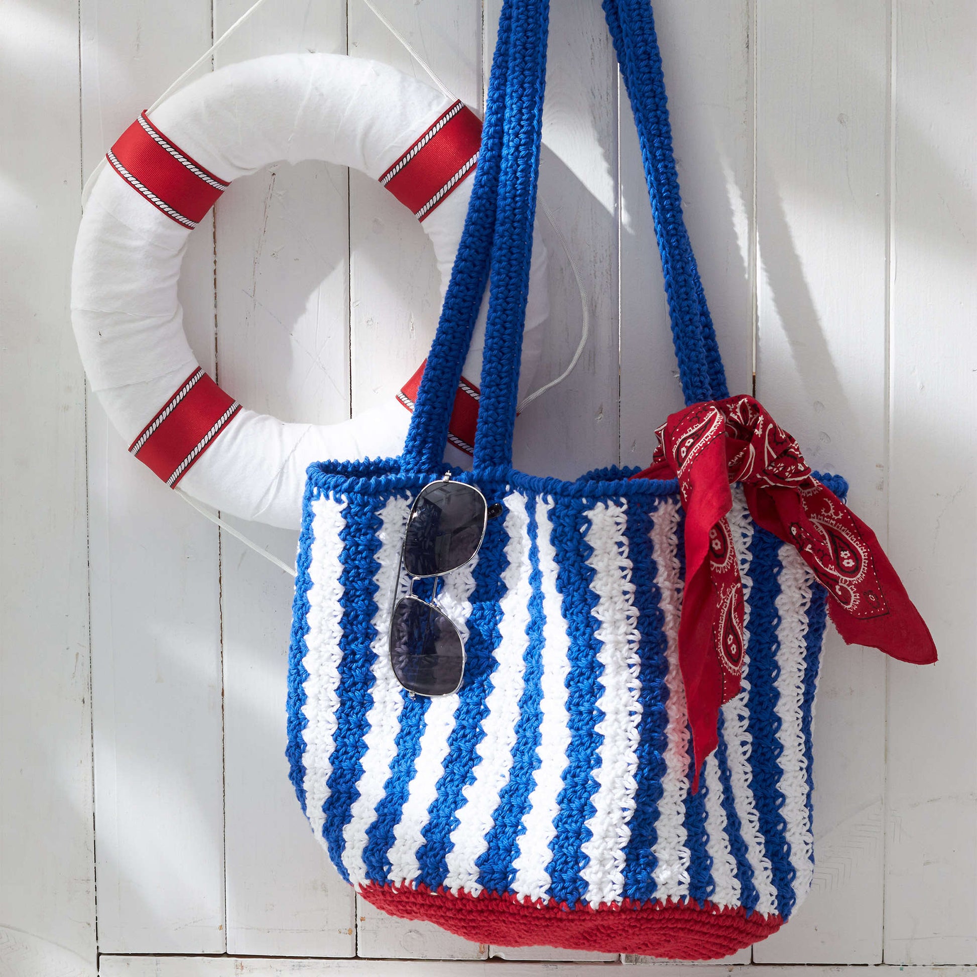 Free Lily Sugar'n Cream Nautical Striped Bag Crochet Pattern