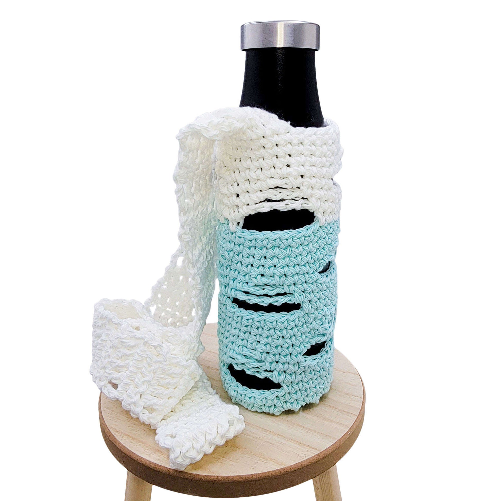 Free Lily Sugar'n Cream Hydrated Hiker Water Bottle Sling Crochet Pattern