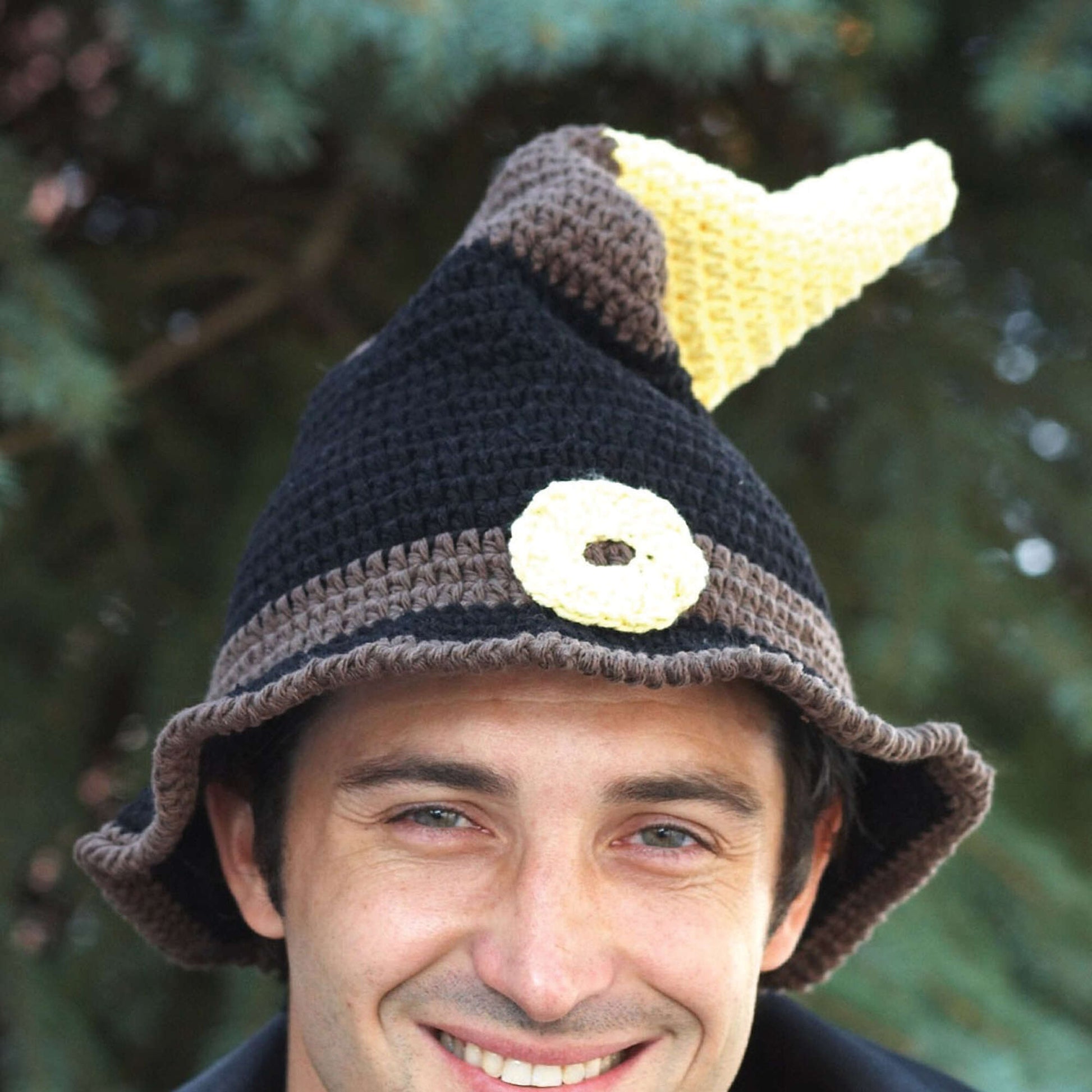 Free Lily Sugar'n Cream Witch or Wizard Hats Pattern