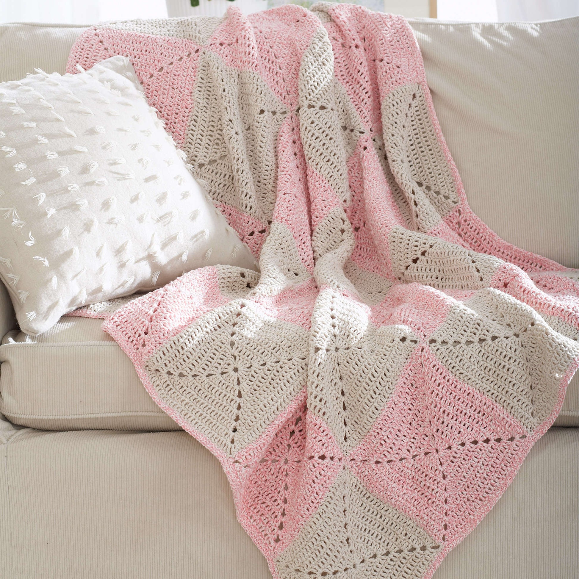 Free Lily Sugar'n Cream Twists Crochet Blanket Pattern