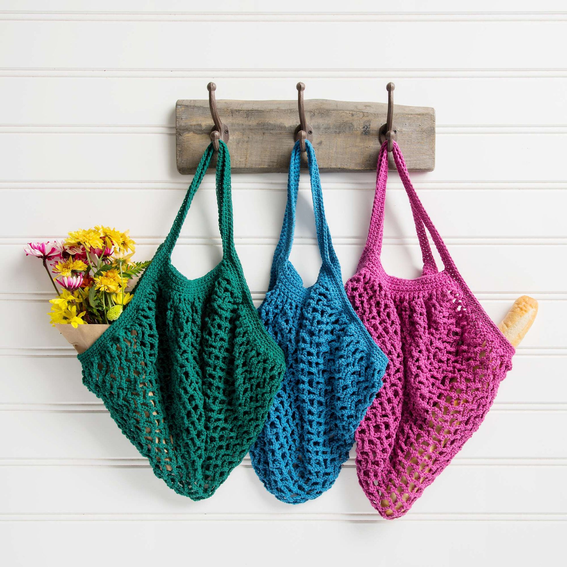 Free Lily Sugar'n Cream Farming Fresh Crochet Market Tote Pattern
