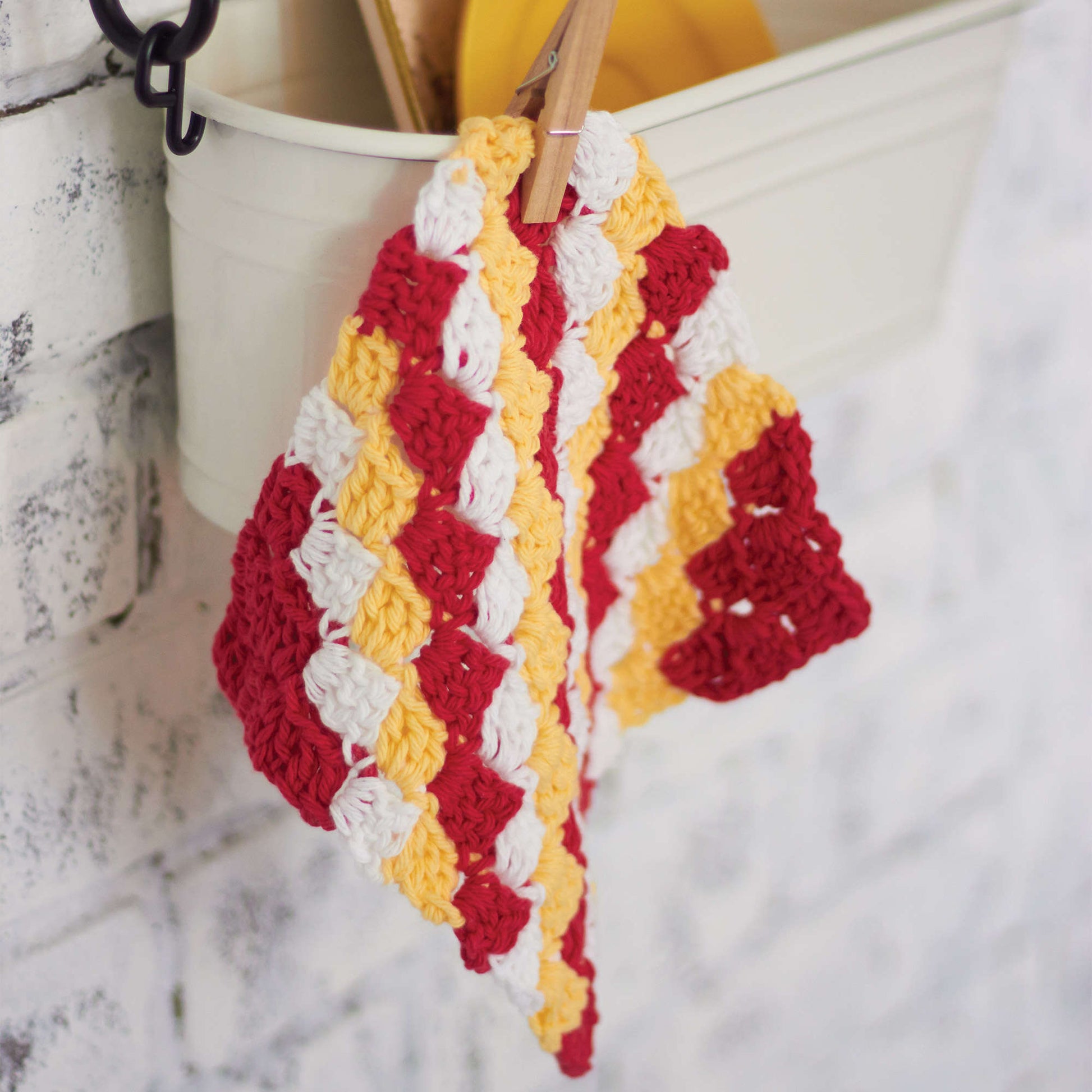 Free Lily Sugar'n Cream Corner-to-Corner Dishcloth Crochet Pattern