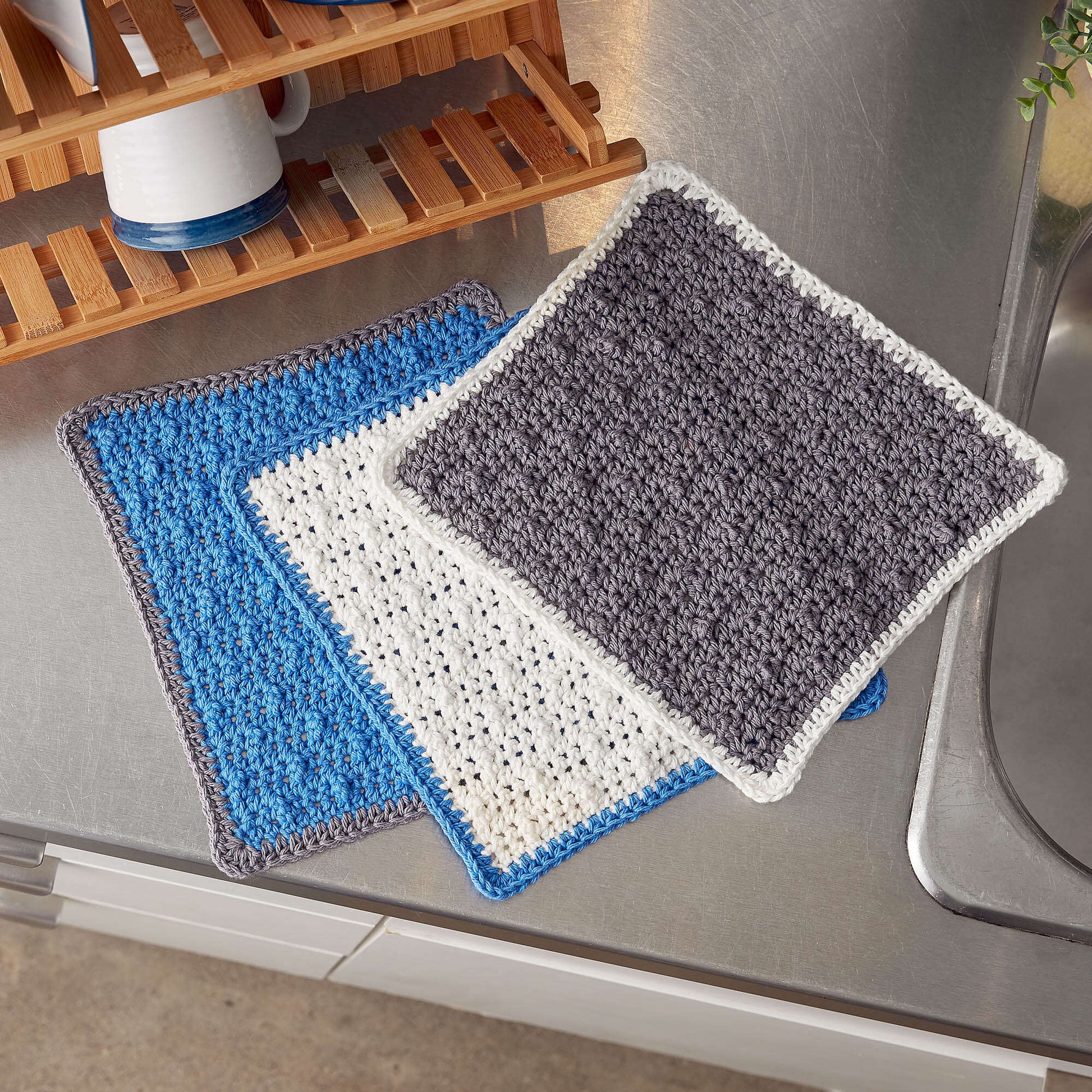 Free Lily Sugar'n Cream Scrubbing Up Crochet Dishcloth Set Pattern