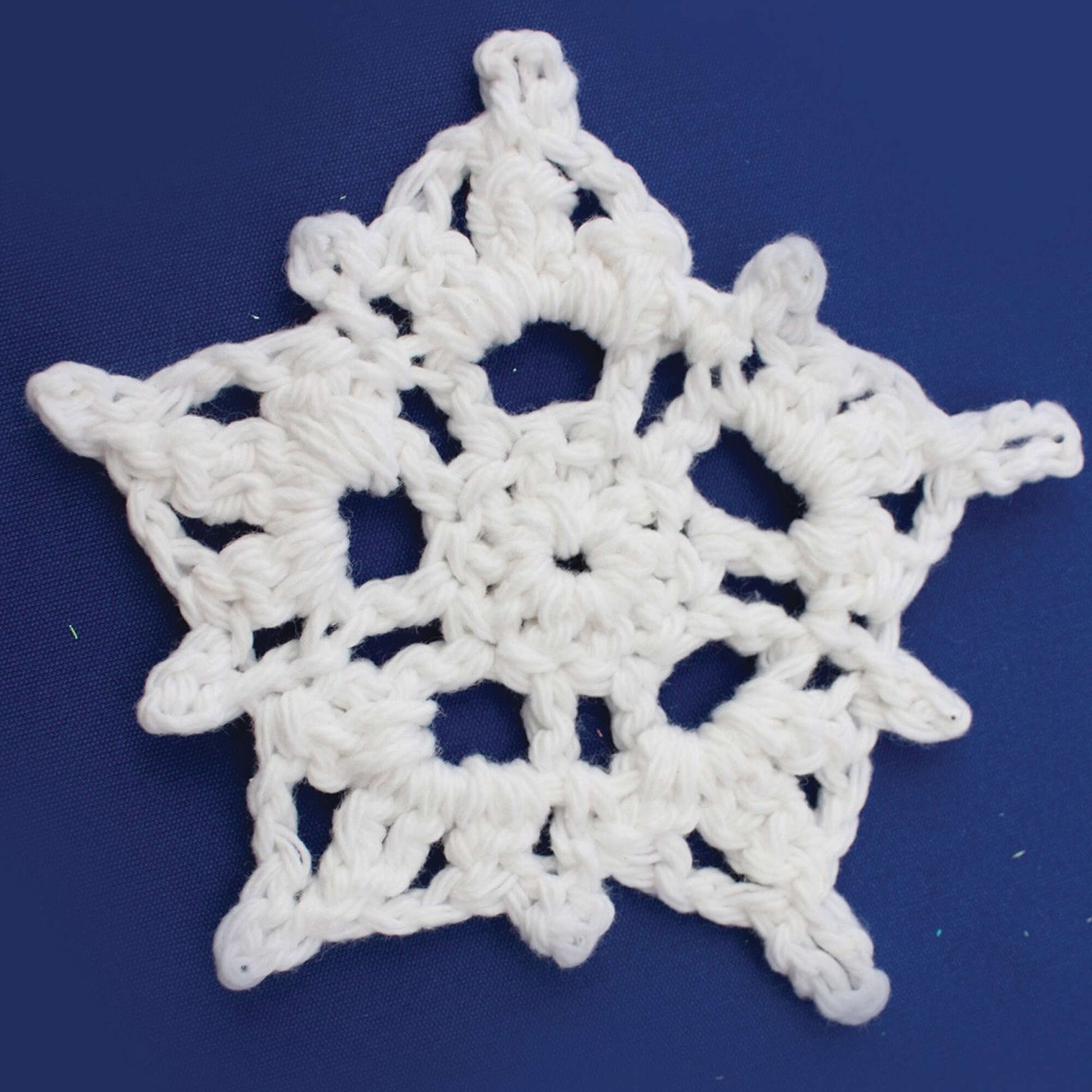 Free Lily Sugar'n Cream Assorted Snowflakes Crochet Pattern ...