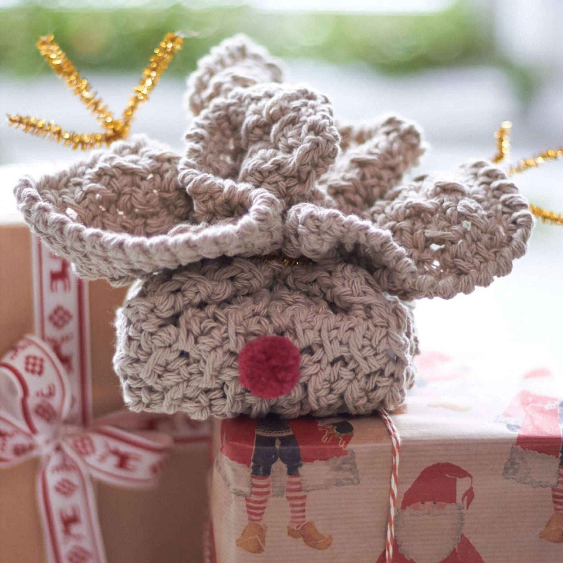 Free Lily Sugar'n Cream Rudolph's Soap Cozy Crochet Pattern